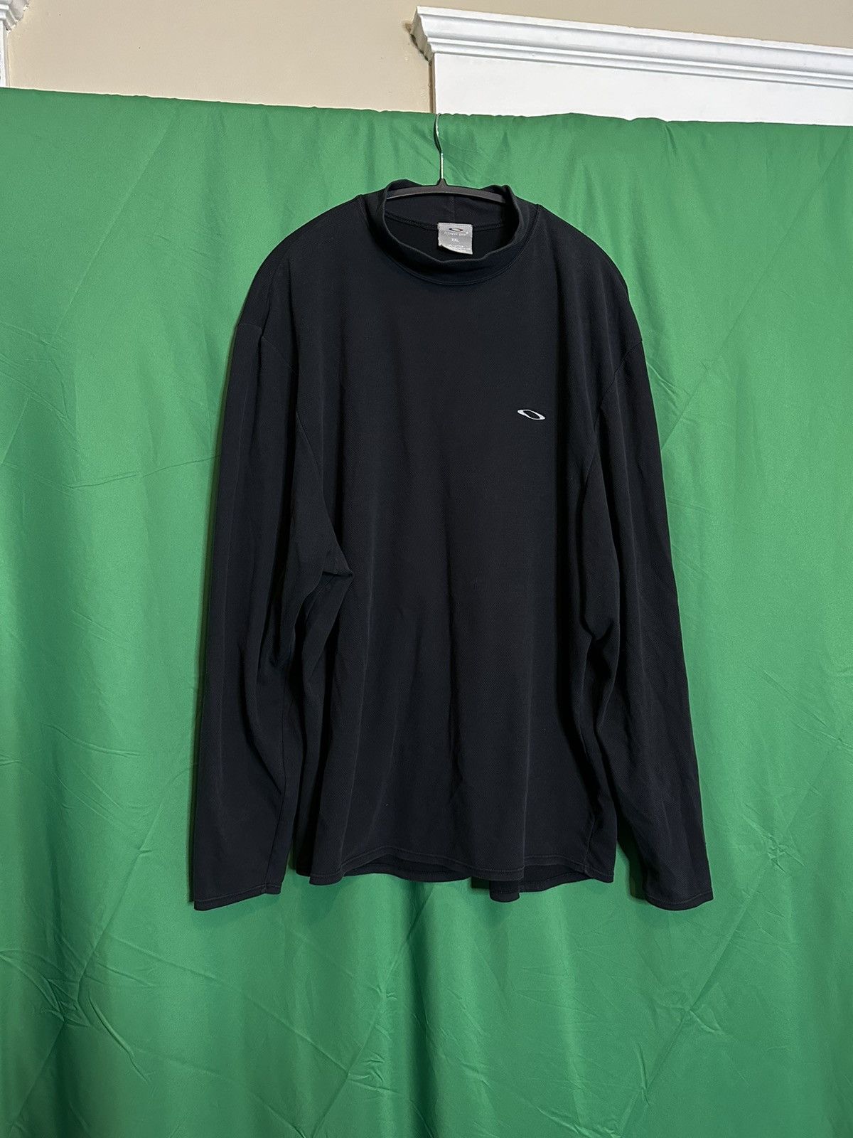 Men's Oakley Long Sleeve T Shirts | Grailed