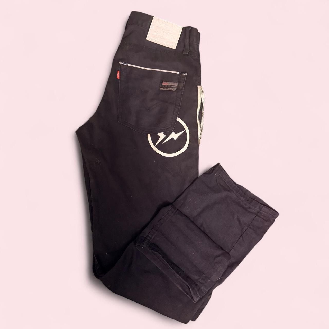 Fragment Design × Levi’s コラボチノパン Fragment Design × Levi's Levis Fenom x Fragment Design chino