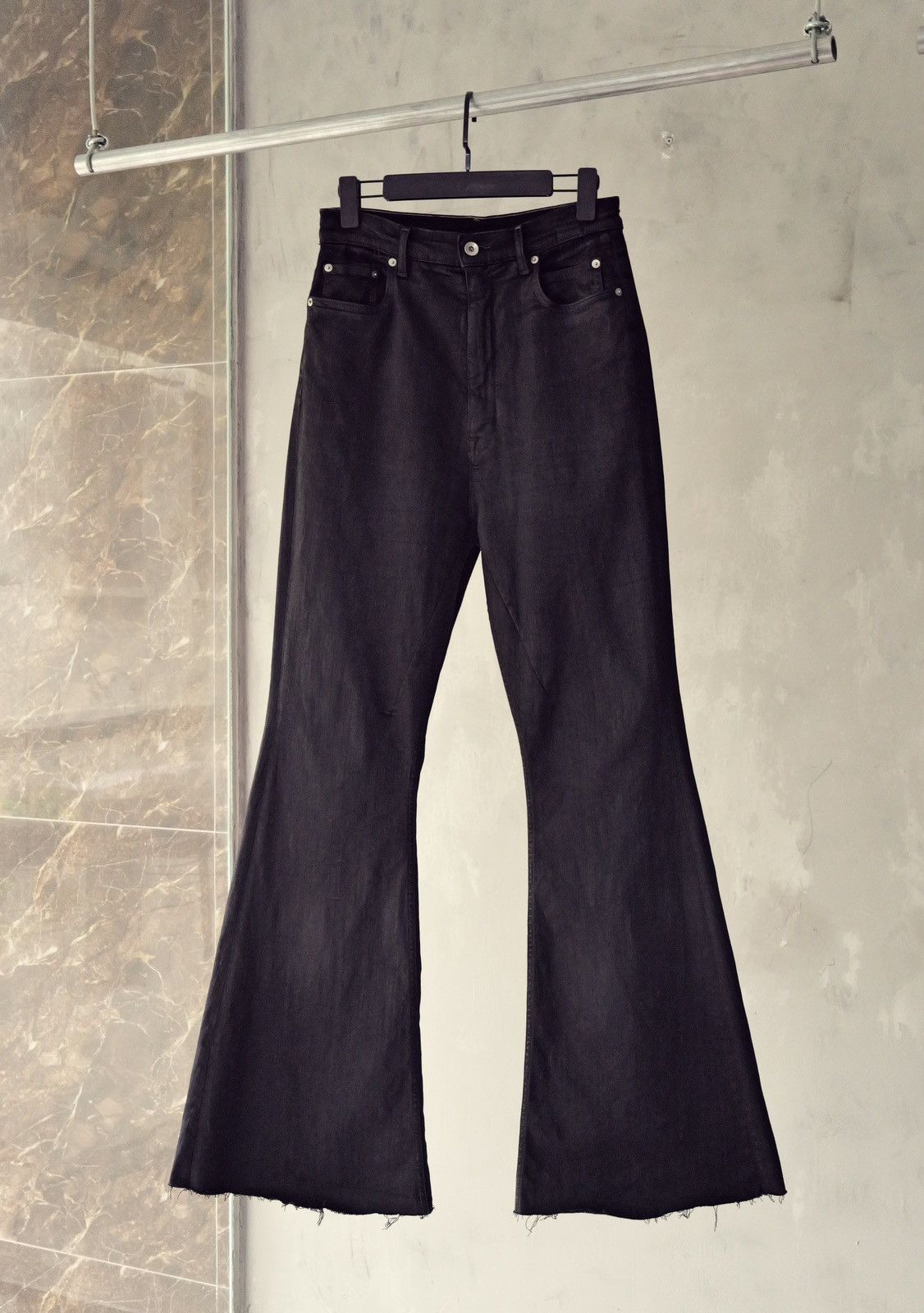 Rick Owens Drkshdw RICK OWENS BOLANS BOOTCUT WASH SIZE 30 Size US 30 / EU 46 - 1 Thumbnail