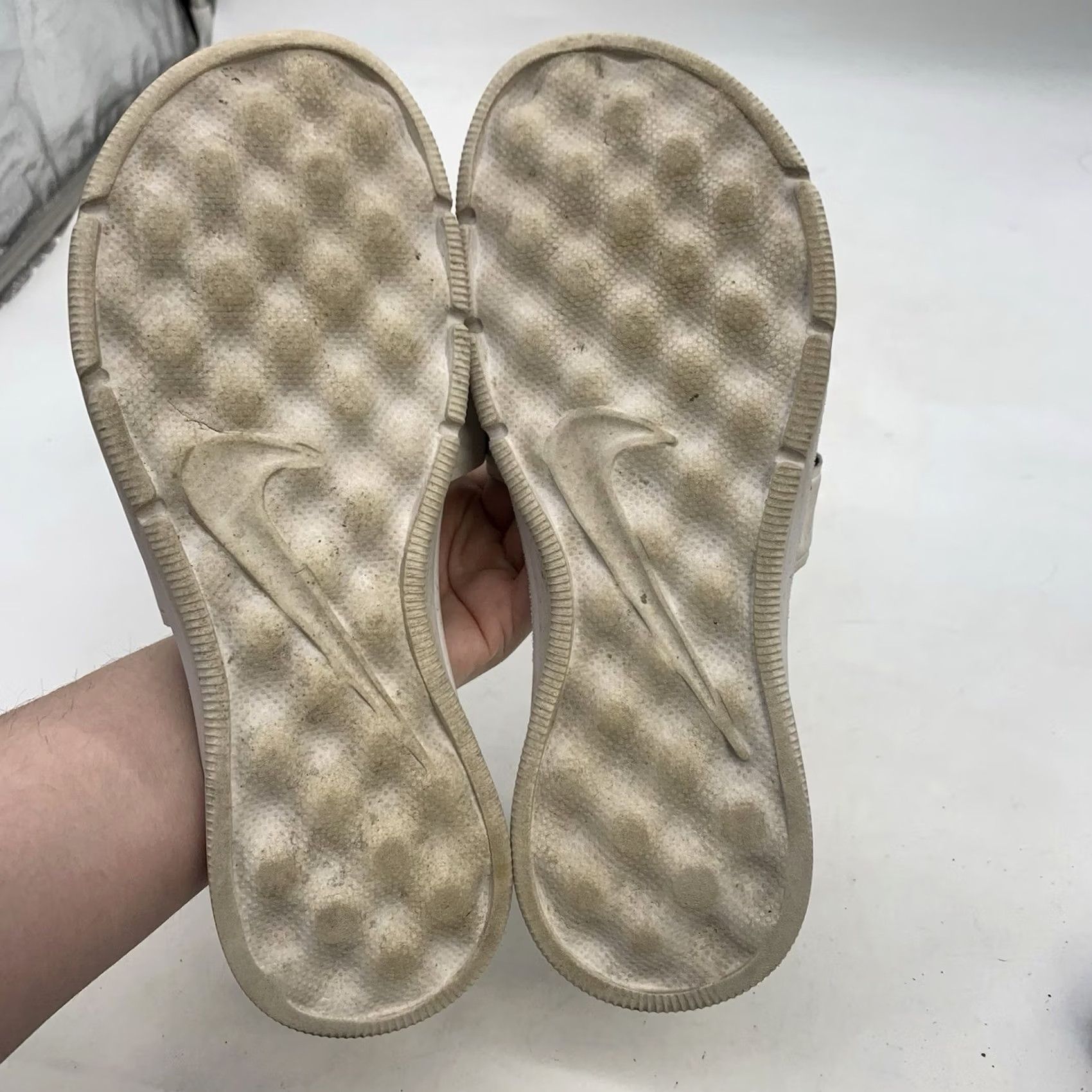 Nike Nike Comfort Footbed Flip Flops Womens 9 White Thong Sandals Support Slides Size US 9 / IT 39 - 6 Thumbnail