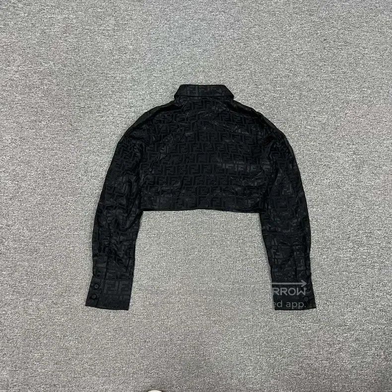 Other Fendi Logo Embossed Silk Shirt Size XS / US 0-2 / IT 36-38 - 2 Thumbnail