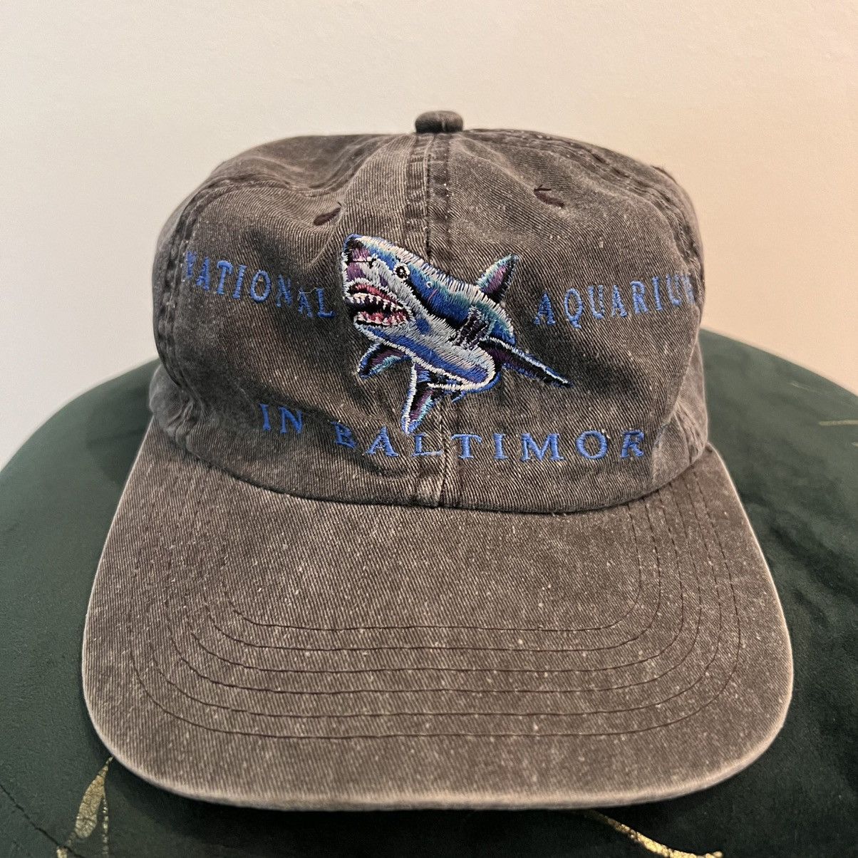 Other National Aquarium In Baltimore Buckleback Hat Gray Shark Size ONE SIZE - 1 Thumbnail