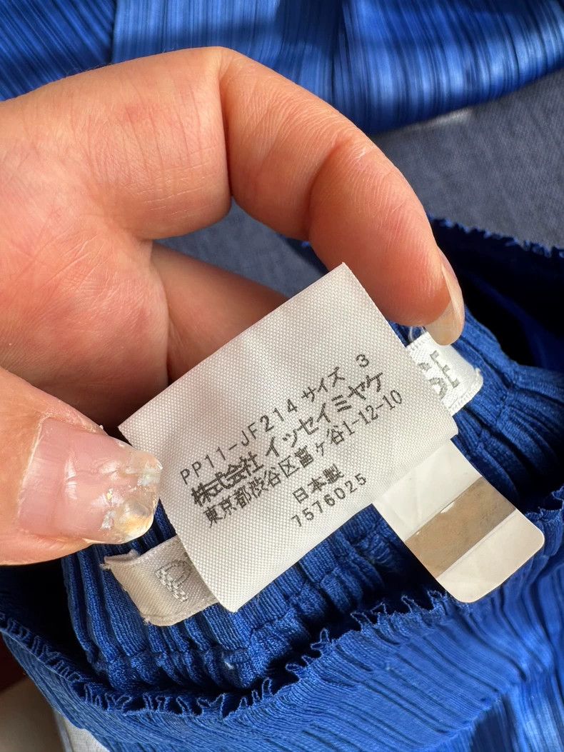 Issey Miyake Issey Miyake size:3 Lightning blue pleated short-sleeved s Size S / US 4 / IT 40 - 7 Thumbnail