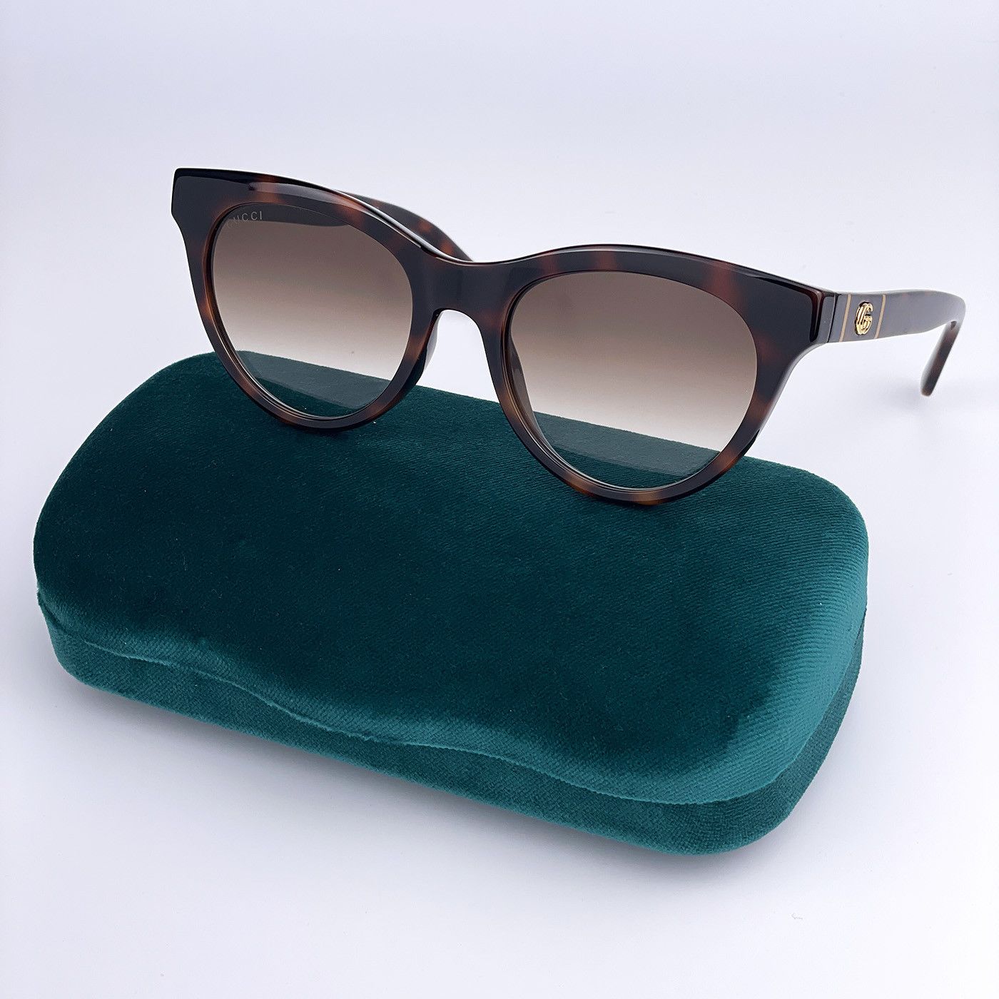 Gucci NEW Gucci GG0763S 002 Cat Eye Gradient Women Sunglasses Size ONE SIZE - 2 Thumbnail