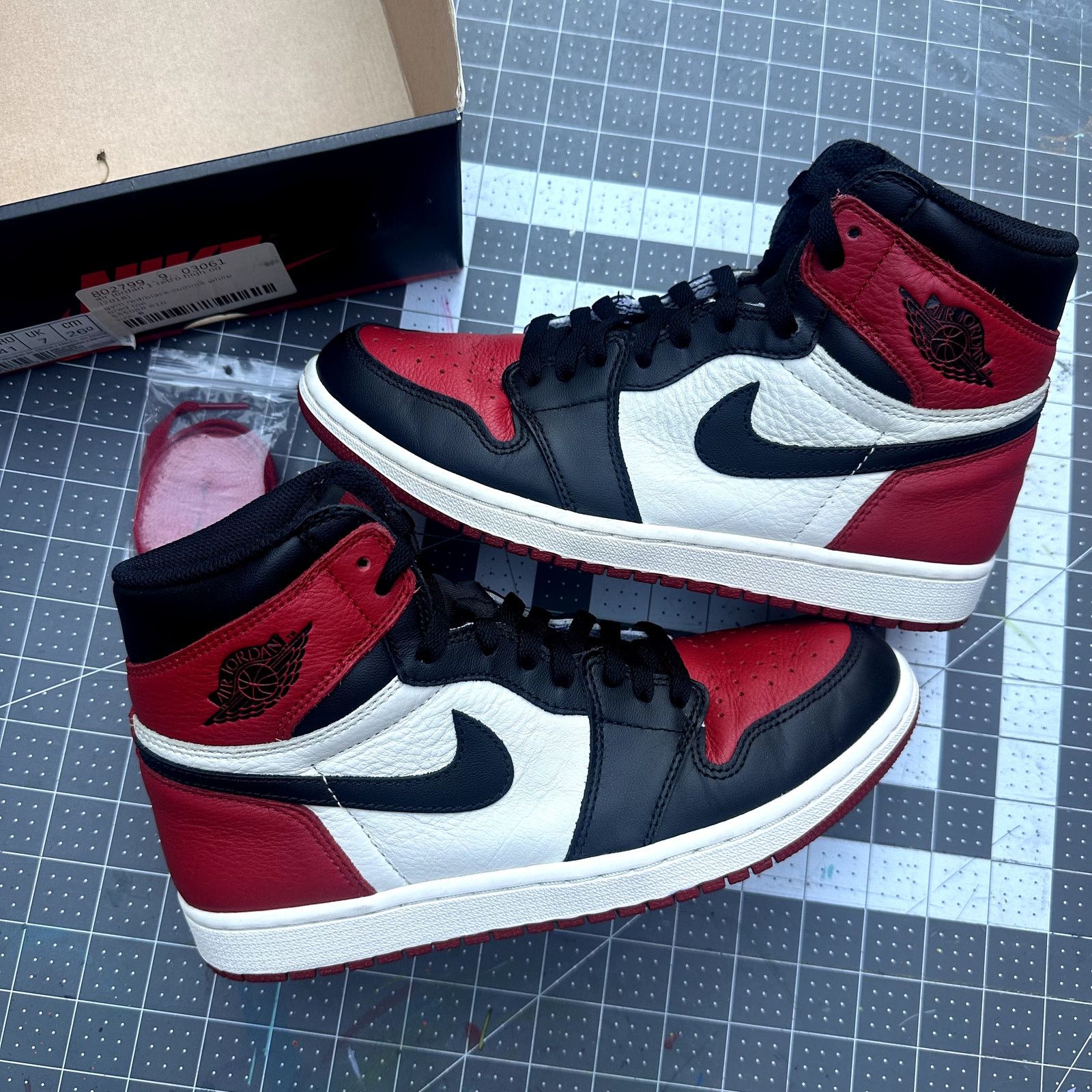 Jordan Brand Jordan 1 'Bred Toe' Size US 8 / EU 41 - 1 Thumbnail