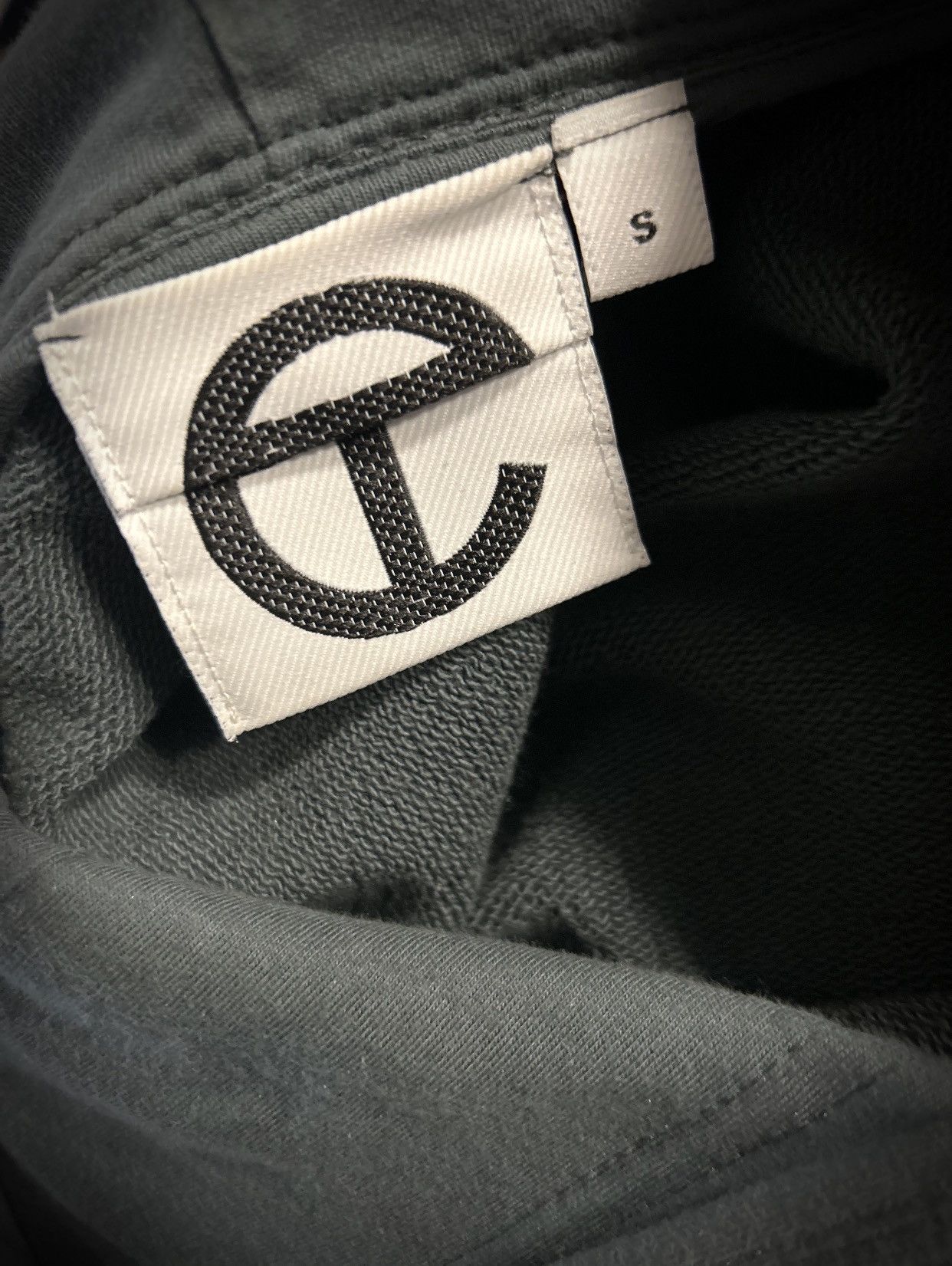 Telfar SIDELESS SLEEVELESS HOODIE Size US S / EU 44-46 / 1 - 5 Thumbnail