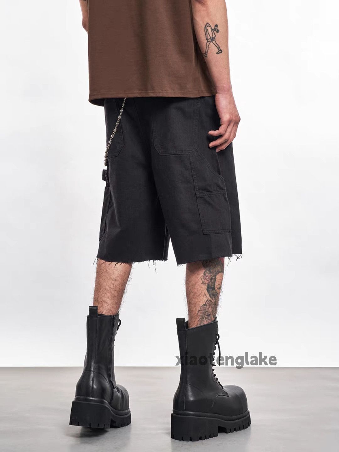 Designer Unisex outdoor utility punk yuppie grunge cargo shorts Size US 35 - 5 Thumbnail