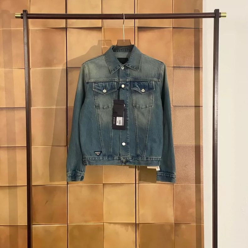 Prada Prada 23ss popular washed blue triangle denim jacket 2502-N Size US S / EU 44-46 / 1 - 1 Thumbnail