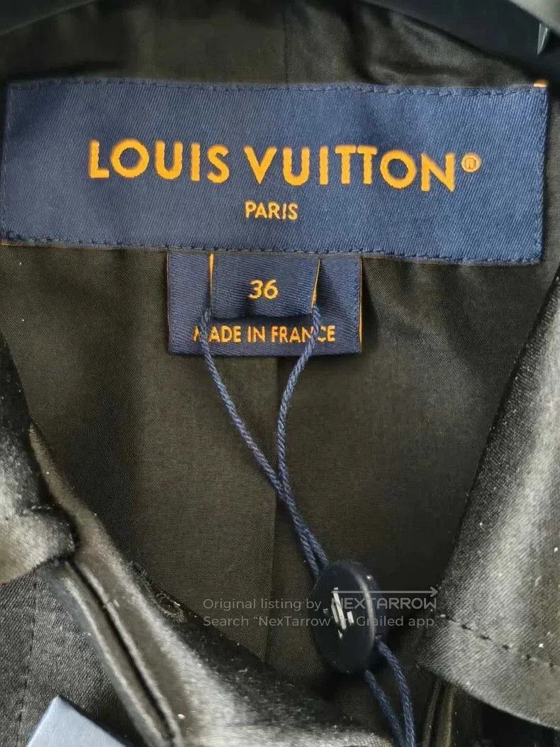 Louis Vuitton LOUIS VUITTON Black Belted Lapel Coat. Size US XS / EU 42 / 0 - 3 Thumbnail