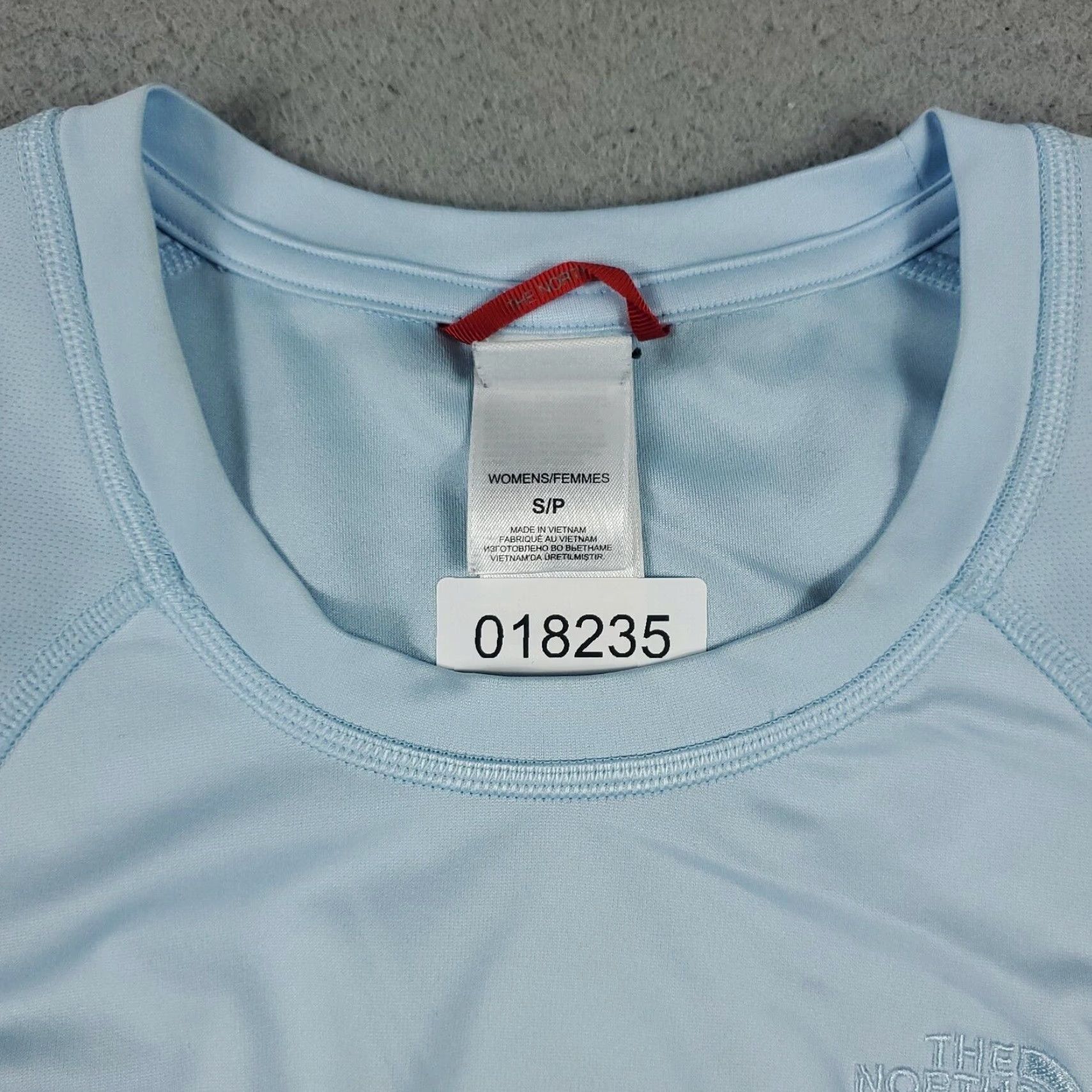 The North Face The North Face T Shirt Womens Small Light Blue Active Casual Long Sleeve Ladies Shirt Tee Size S / US 4 / IT 40 - 2 Thumbnail