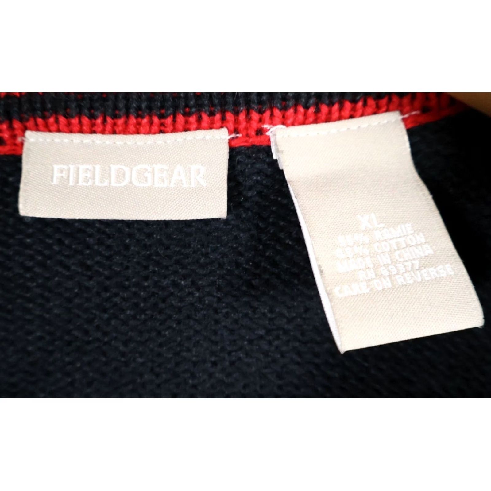 Vintage VINTAGE Field Gear Cardigan Women's XL Black Embroidered Mitten Geometric Knit Heavyweight 90s Holiday Outdoor Ugly Sweater Men/Women? Size XL / US 12-14 / IT 48-50 - 3 Thumbnail