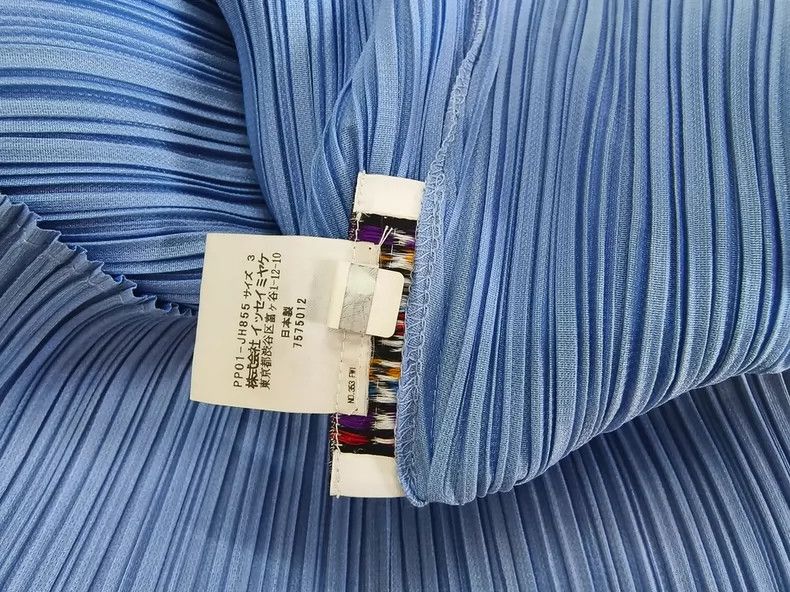 Issey Miyake Issey Miyake size:3 Blue-purple pleated short-sleeved shir Size XS / US 0-2 / IT 36-38 - 2 Thumbnail