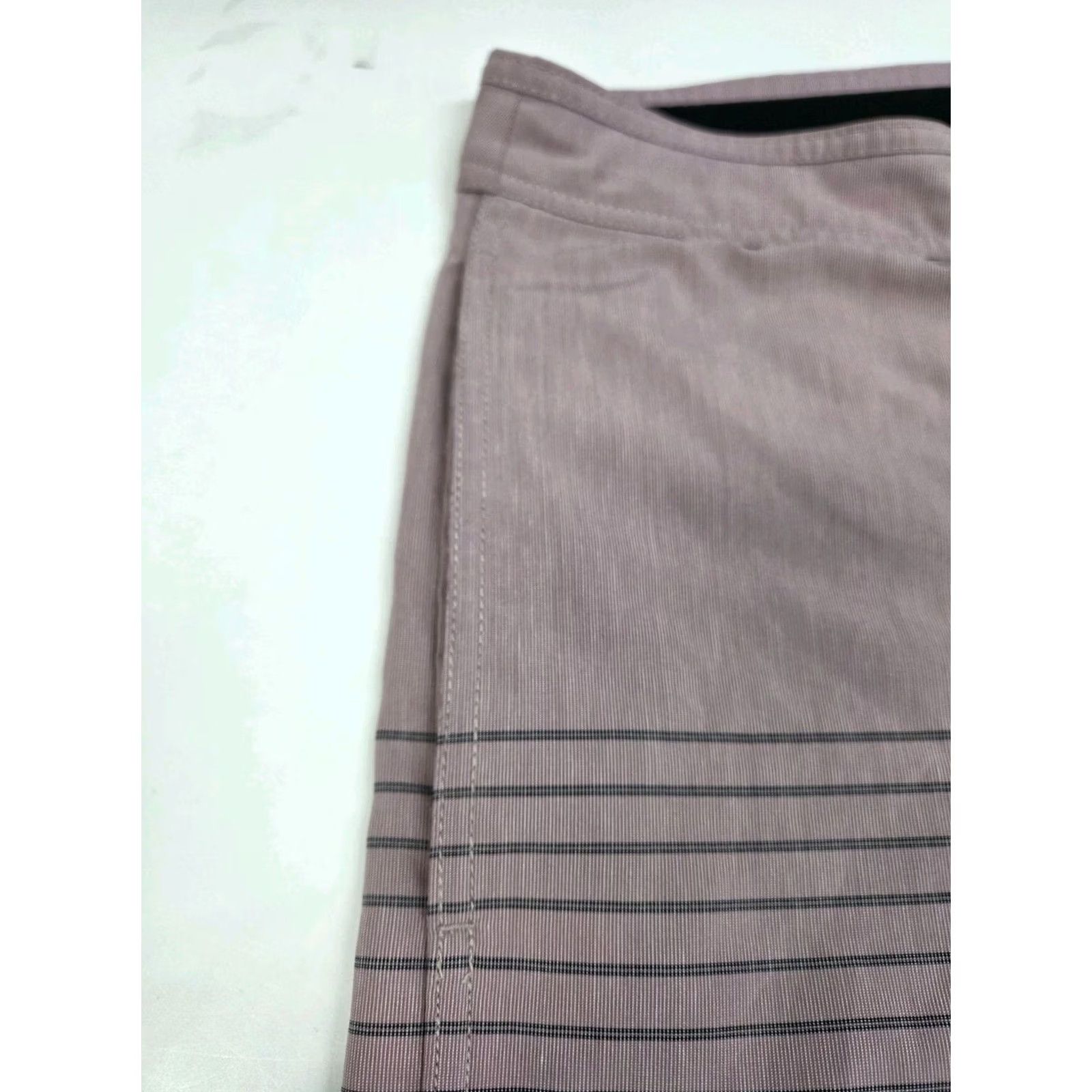RVCA RVCA Mens Board Shorts 38 Striped Drawstring Back Pocket Zip Lavender/Grey Beach Athleisure Mens Bottom Size US 38 / EU 54 - 6 Thumbnail