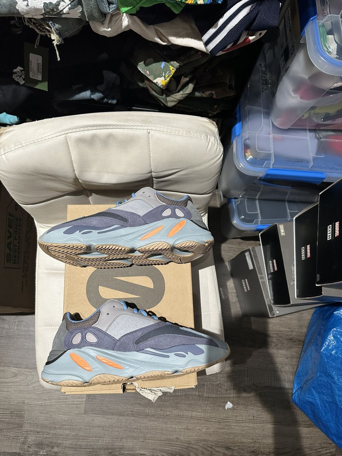Adidas ADIDAS YEEZY BOOST 700 USED SIZE 12 CARBON BLUE FW2498 Size US 12 / EU 45 - 2 Thumbnail