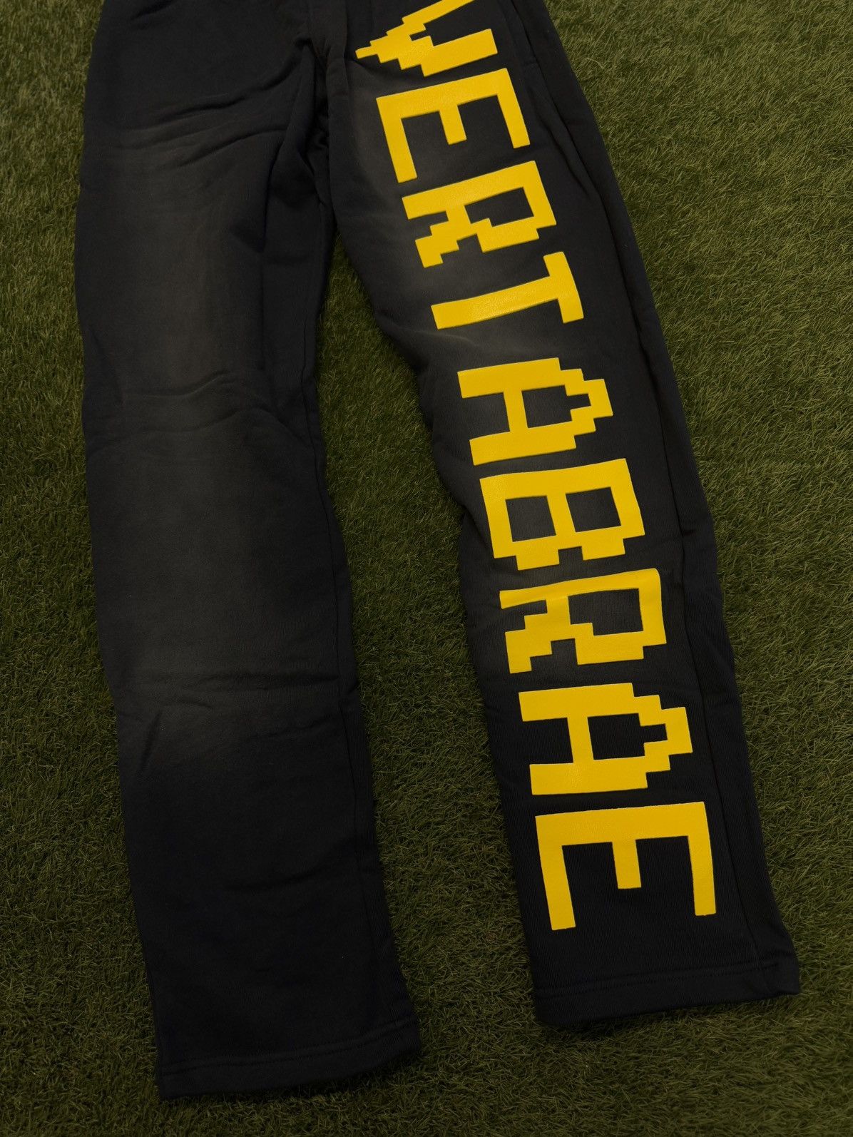 Vertabrae Vertabrae C-2 Blue Yellow Sweatpants Size L (NEW) Size US 33 - 2 Thumbnail
