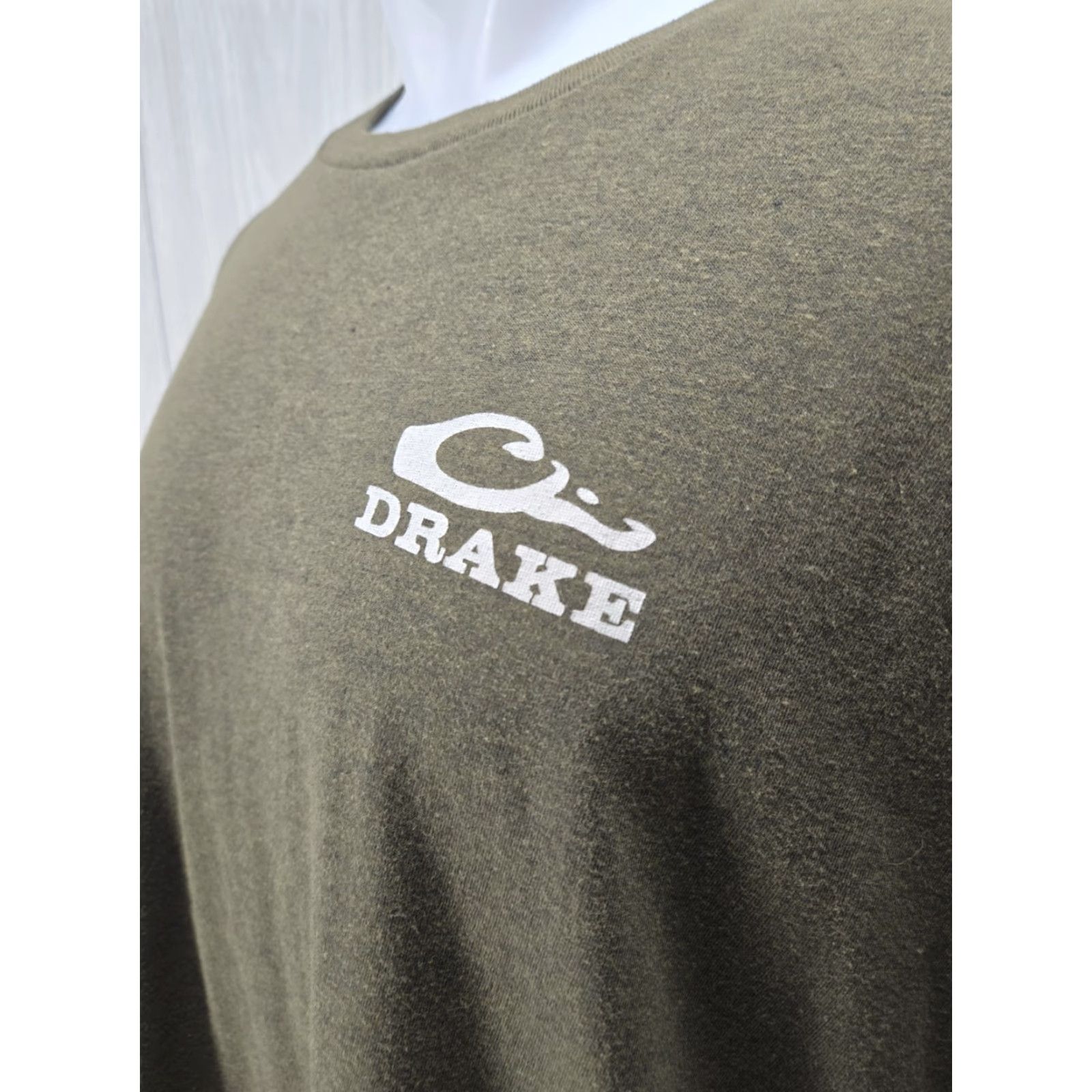 Vintage Drake Waterfowl Men's Short Sleeve T-Shirt 2XL Green Gun Flag Shirt Mens Regular Size 2XL Green Outdoors Logo Size US XXL / EU 58 / 5 - 6 Thumbnail