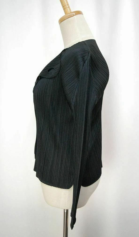 Issey Miyake issey miyake size:3 A hollowed-out suit cardigan 2506-Next Size XXS / US 00 / IT 34 - 2 Thumbnail