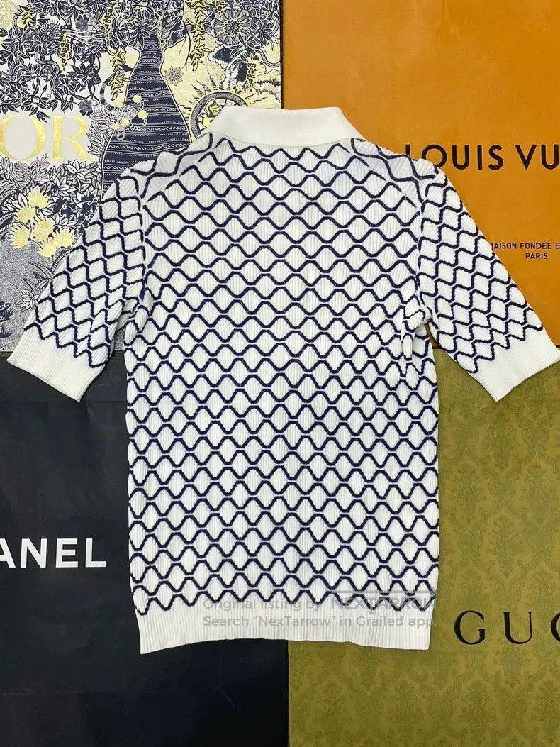 Chanel Chanel Blue White Plaid Collar Knit T-shirt. Size US M / EU 48-50 / 2 - 3 Thumbnail