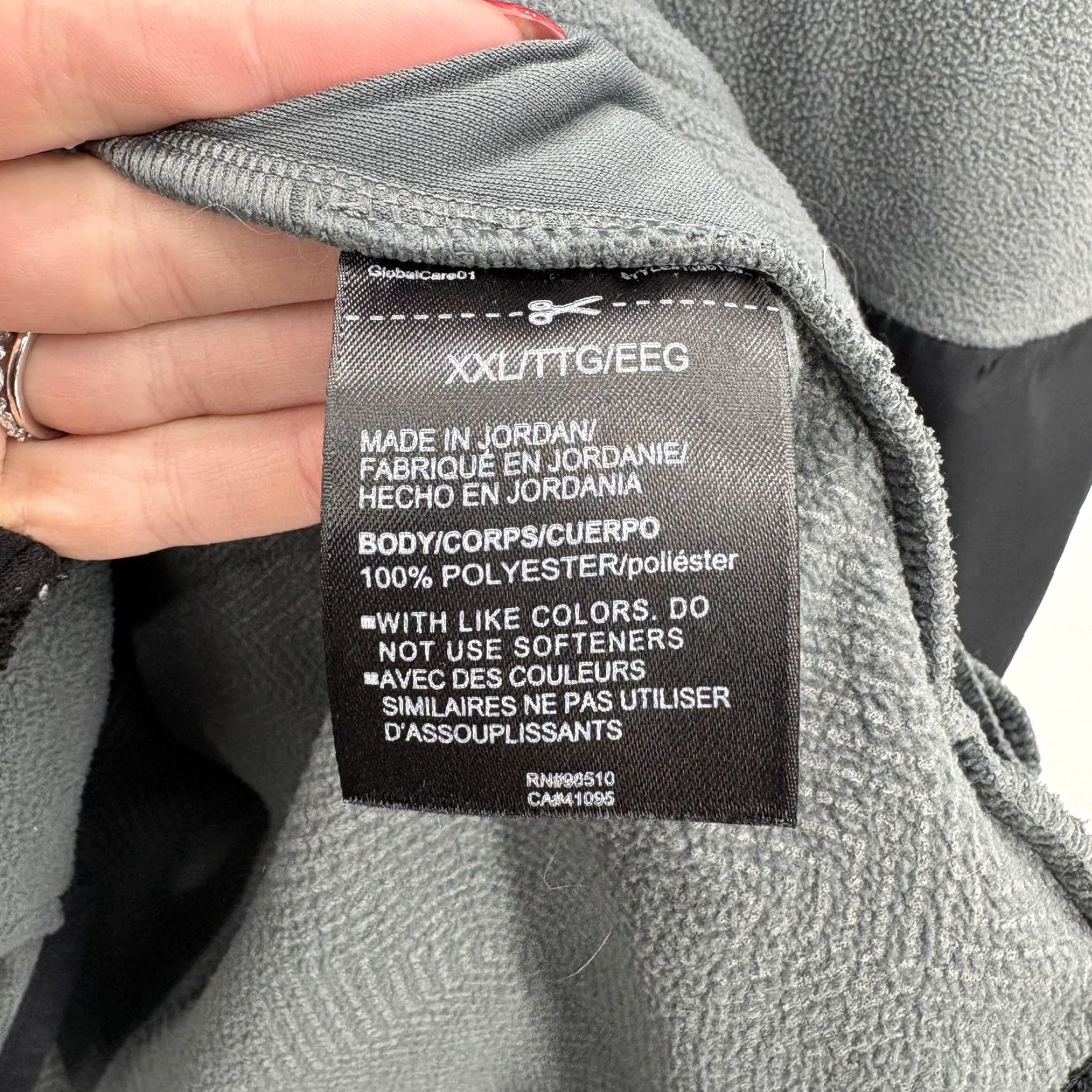 Under Armour Under Armour Jacket Mens 2XL Gray Colorblock Fleece Half Zip Loose Fit Zip Pockets Casual Activewear Mens Size US XXL / EU 58 / 5 - 4 Thumbnail