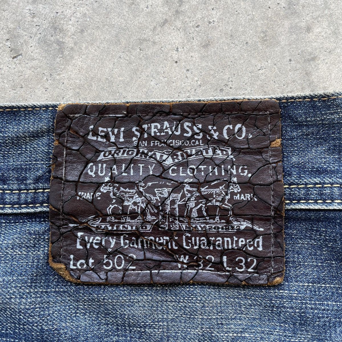 Levi's W33x30.5💥 Vintage Levi’s 502 Faded Jeans Denim Pants Size US 33 - 10 Thumbnail