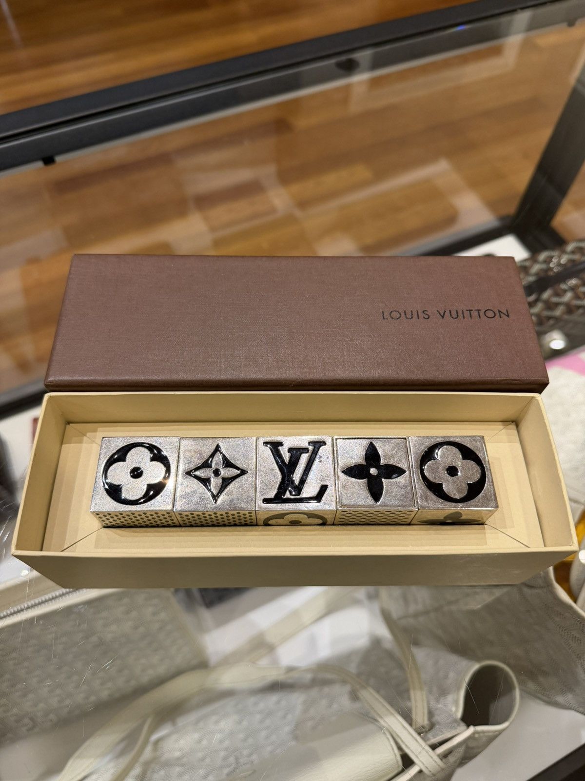 Louis Vuitton Louis Vuitton Monogram Silver Cube Set Size ONE SIZE - 1 Thumbnail