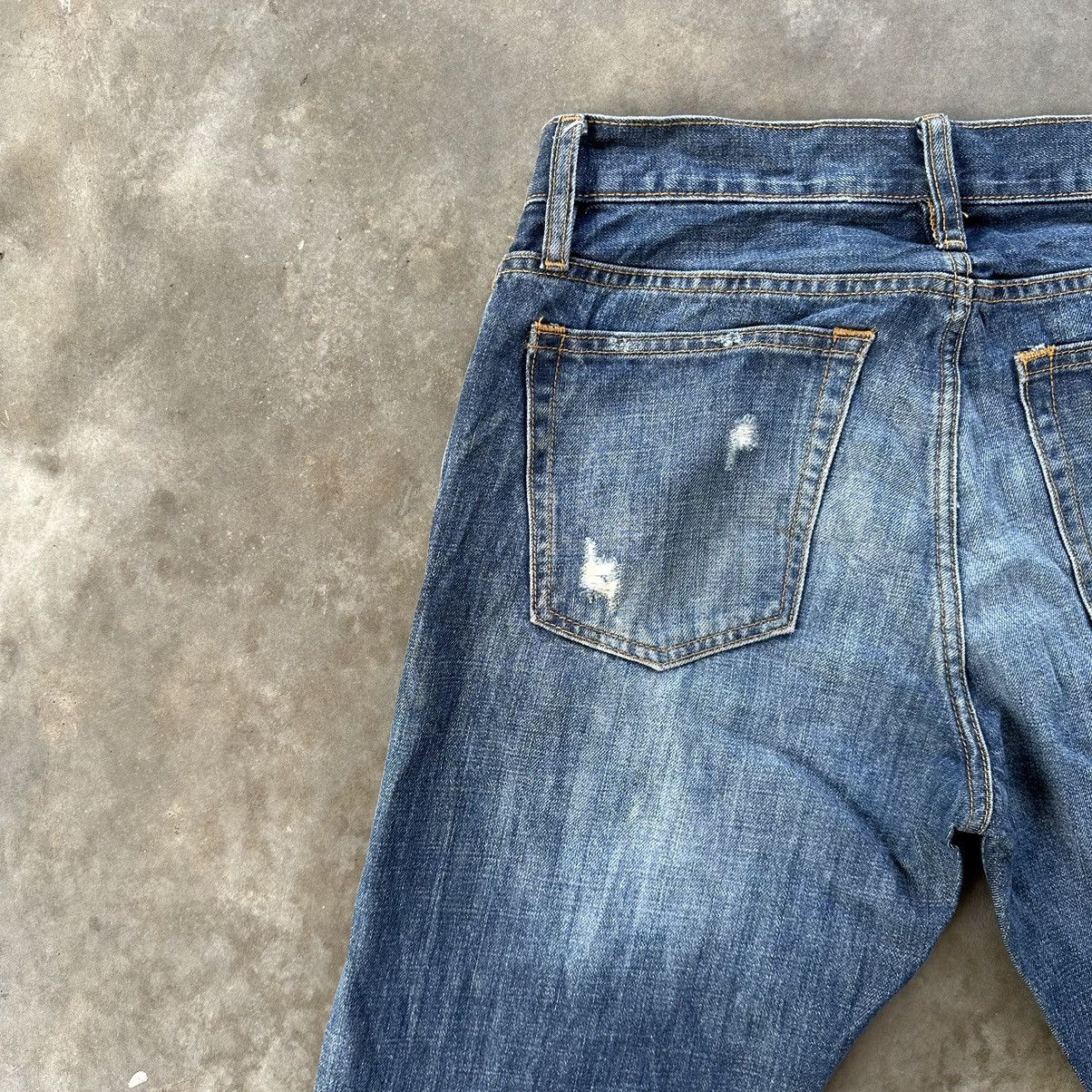 Japanese Brand Vintage Japanese Distressed Denim Faded Jean Pant Size US 31 - 13 Thumbnail