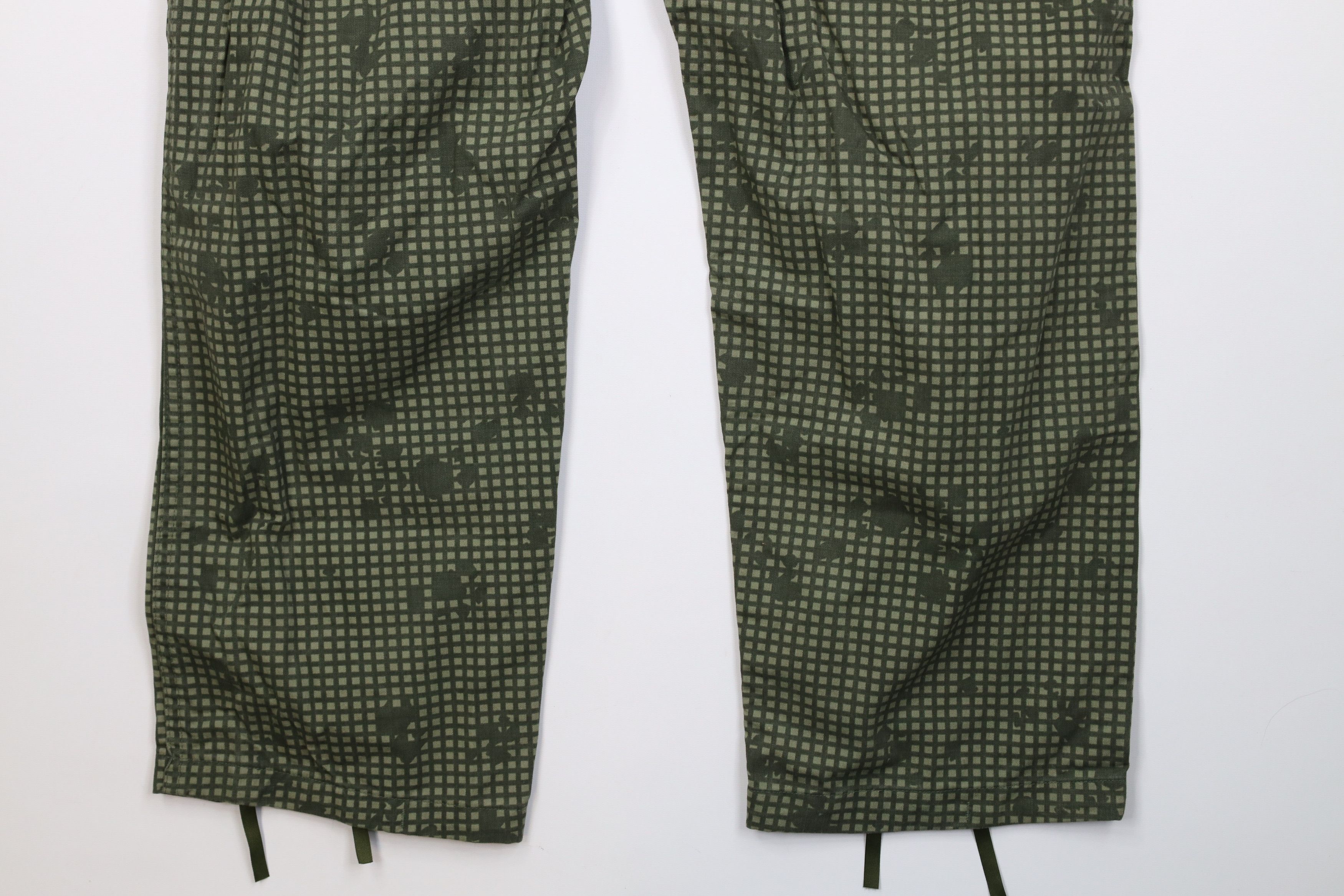 Vintage Vintage 80s USGI Style Wide Leg Skateboard Cargo Pants USA Size US 34 / EU 50 - 14 Thumbnail
