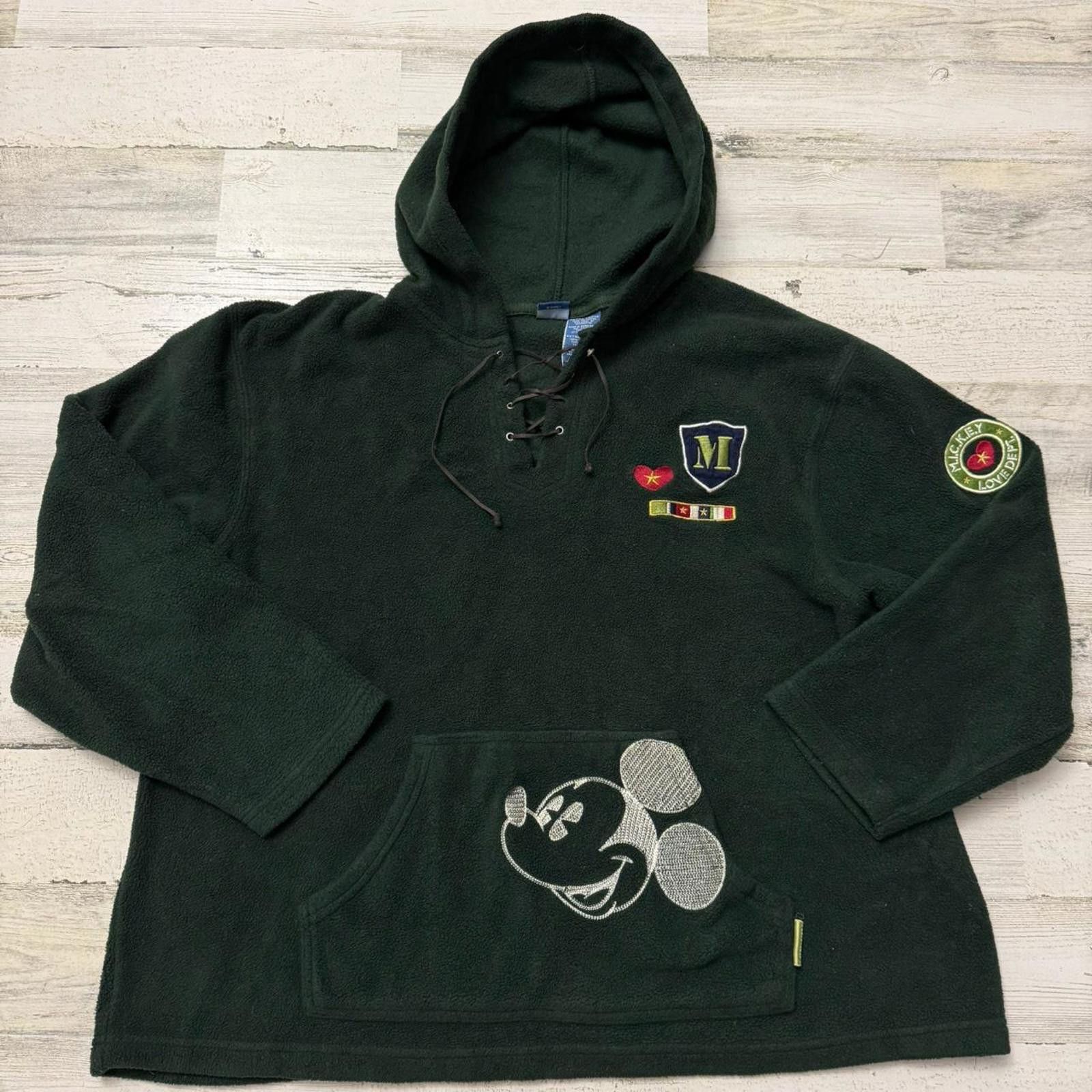Disney Vintage Disney Boxy Mickey embroidered fleece hoodie XL Size US XL / EU 56 / 4 - 1 Thumbnail