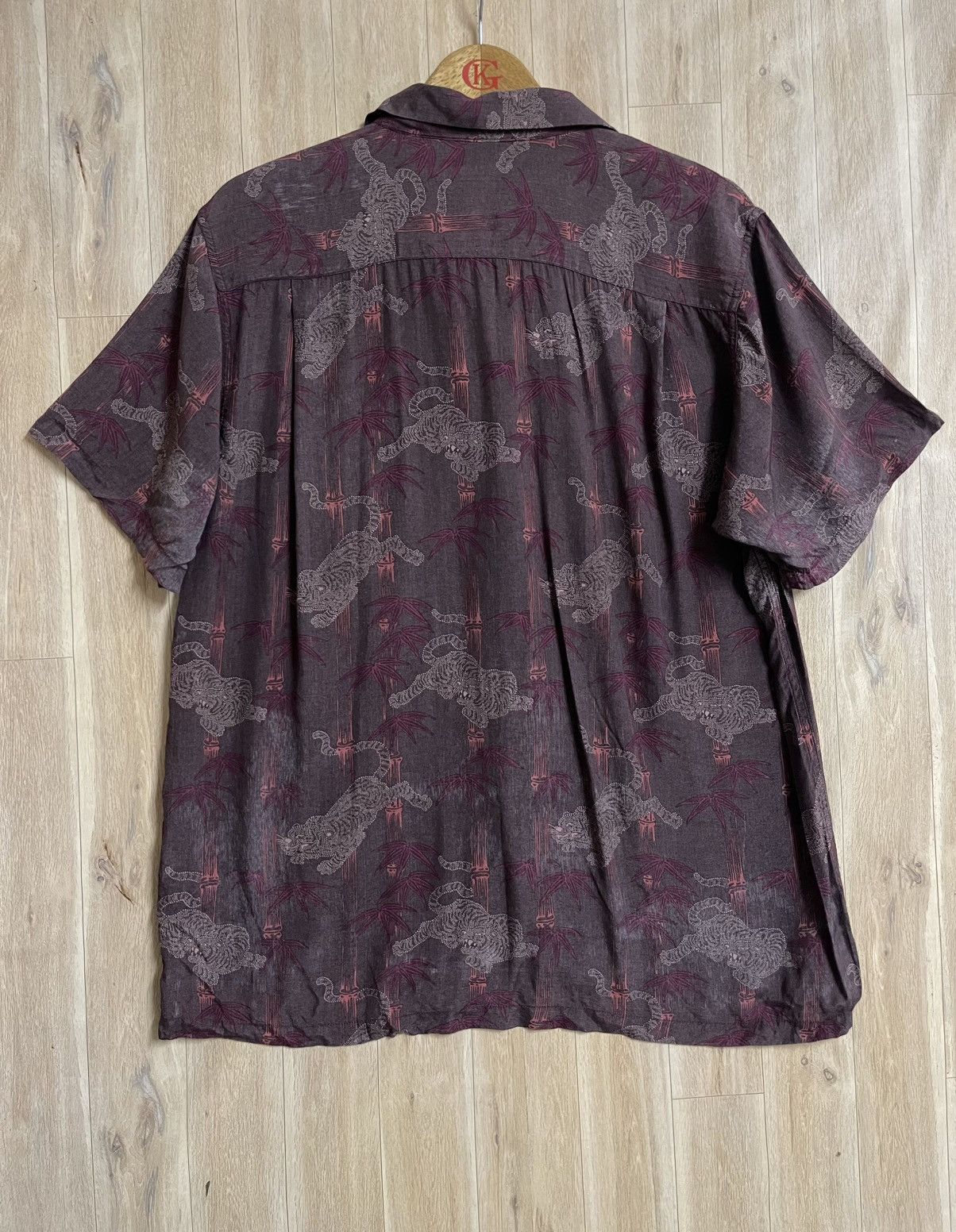 Vintage Vintage Hawaii Shirt Aloha Rayon Tiger Japan Motive CNY Rare Size US L / EU 52-54 / 3 - 8 Thumbnail