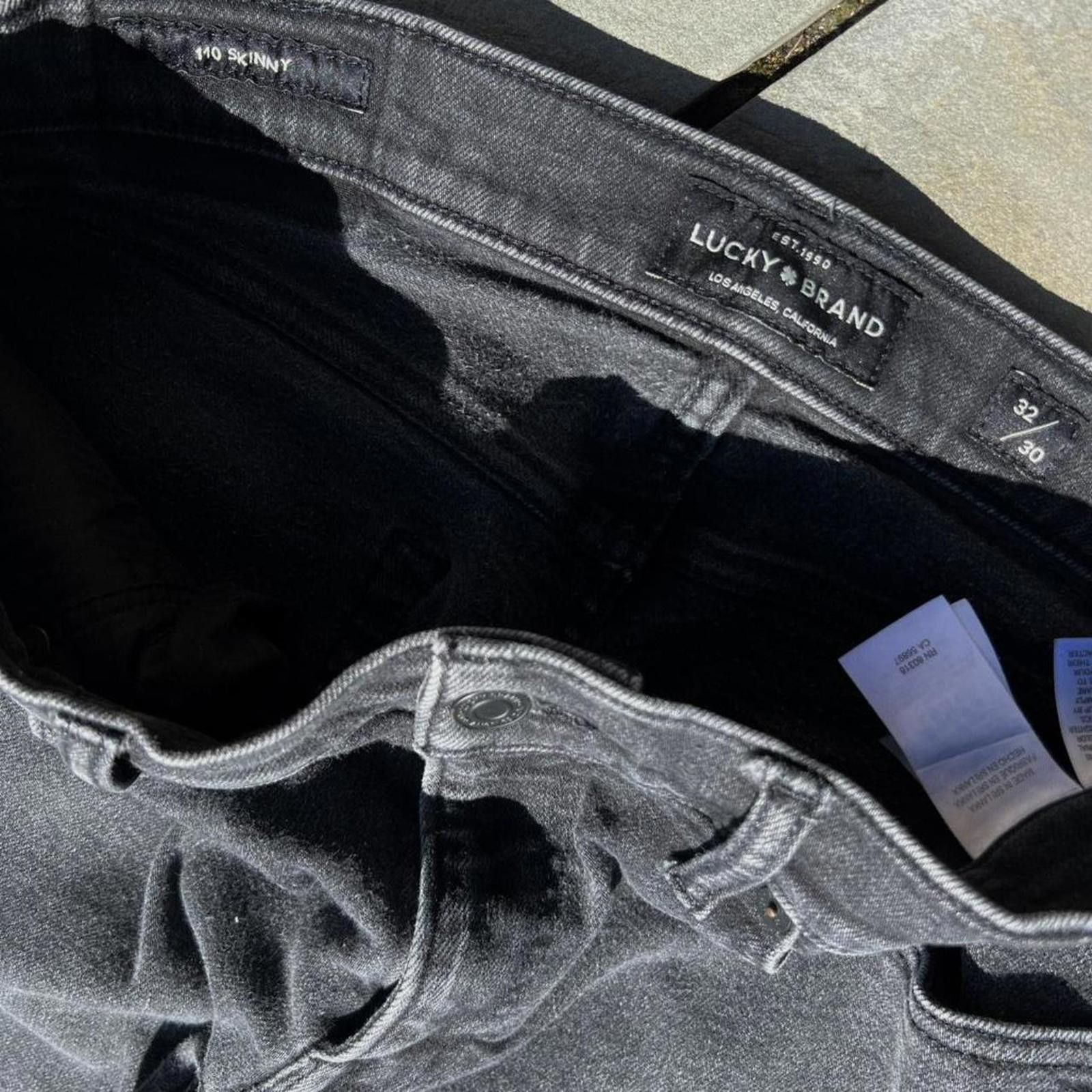 Lucky Brand Black Stonewash Grunge Slim Jeans 32W x 30L Size US 32 / EU 48 - 3 Thumbnail