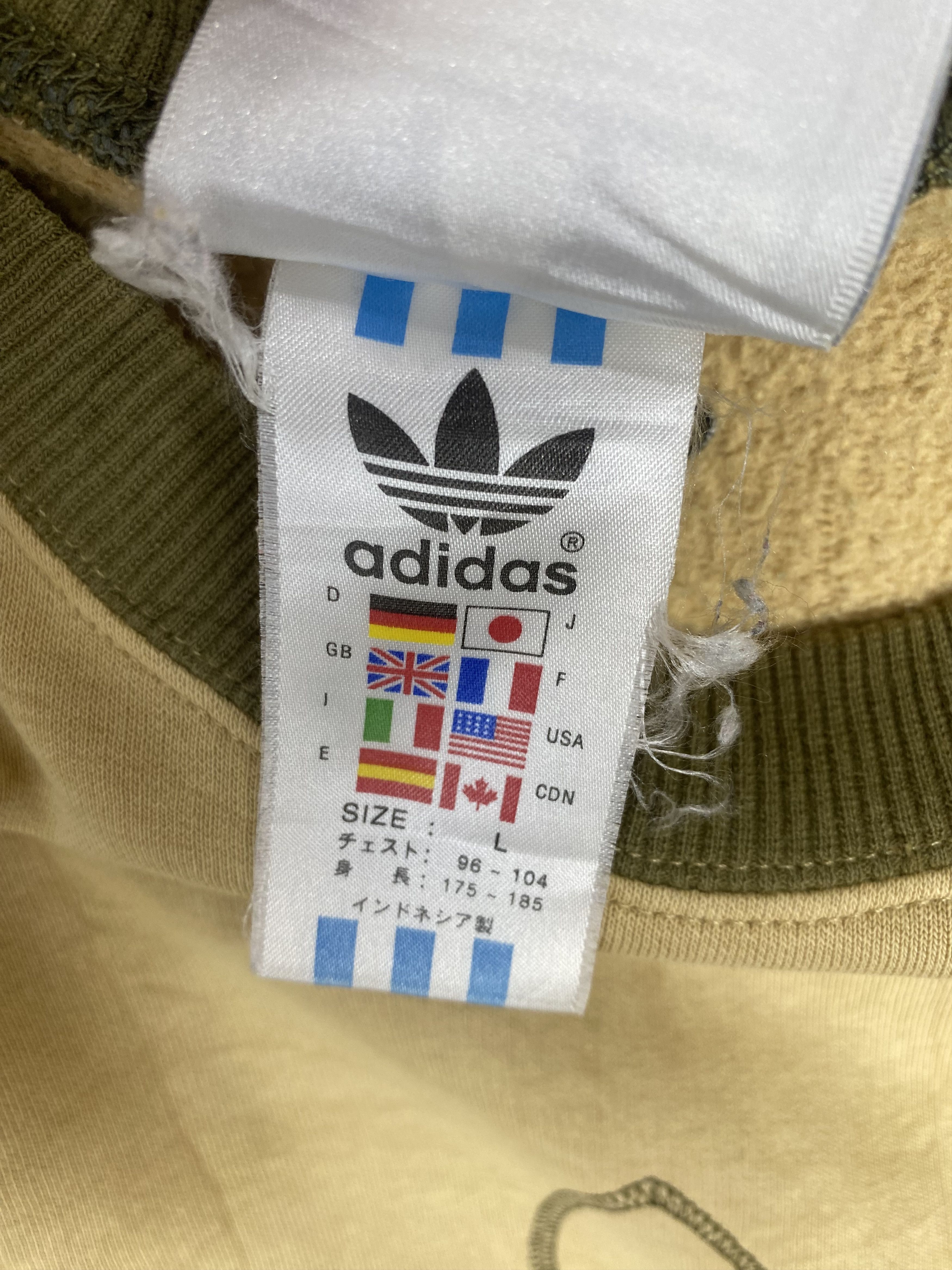 Adidas × Vintage Vintage Adidas Three Stripe Sweatshirts PS0059 Size US M / EU 48-50 / 2 - 7 Thumbnail