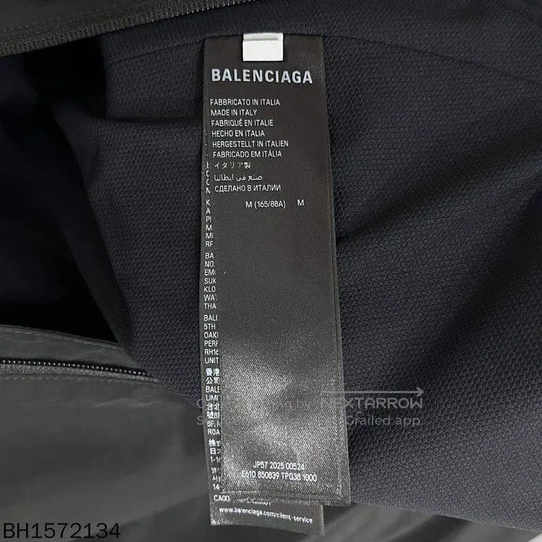 Balenciaga Puma Manchester United Embroidered Jacket. Size US M / EU 48-50 / 2 - 6 Thumbnail