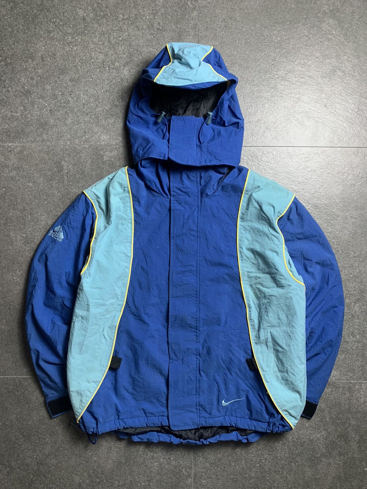 Vintage 2000s Nike ACG Storm-Clad Trousers Size L