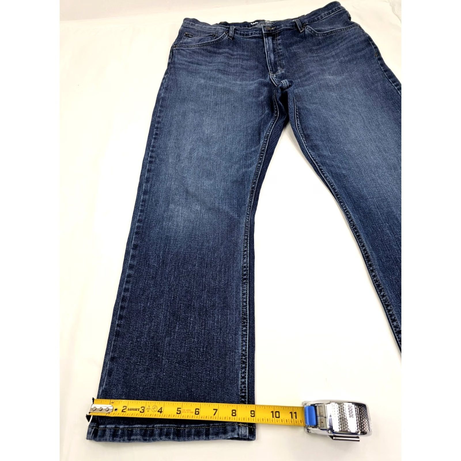Wrangler VINTAGE Wrangler? Actually not vintage. Wrangler Relaxed Bootcut Jeans Men 38x30 Blue Denim Stretch 5-Pocket Boots Western USA Size US 38 / EU 54 - 2 Thumbnail