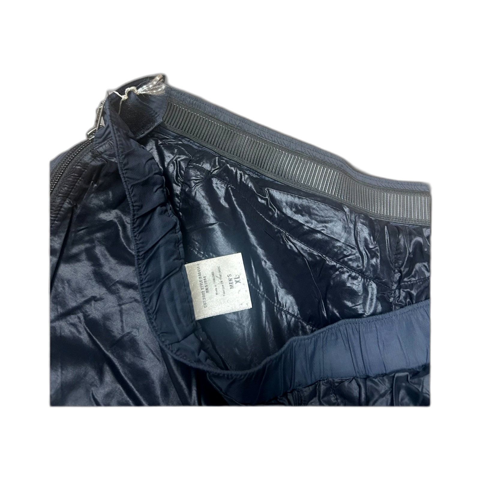 Patagonia Vintage Patagonia MICRO PUFF PANTS Insulated Puffer Black Si Size US XL / EU 56 / 4 - 4 Thumbnail