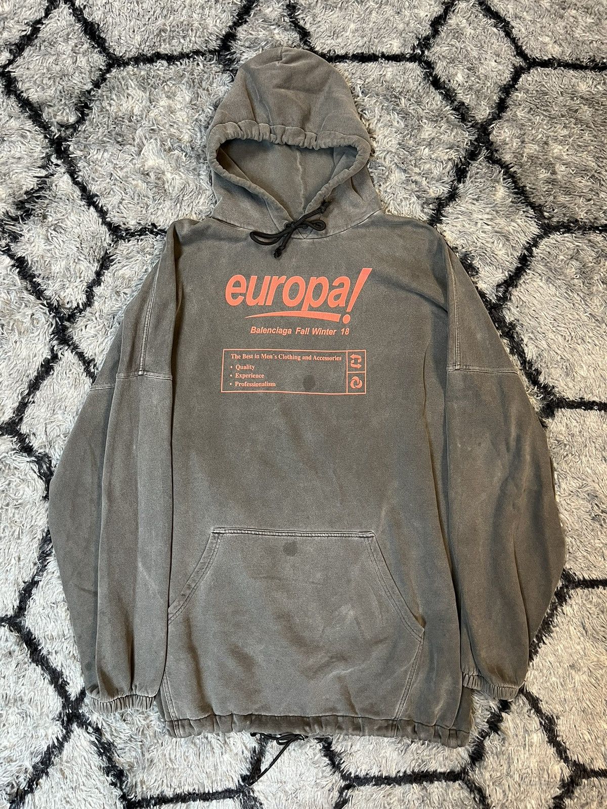 Balenciaga europa! フーディ グレー Balenciaga Europa | Grailed