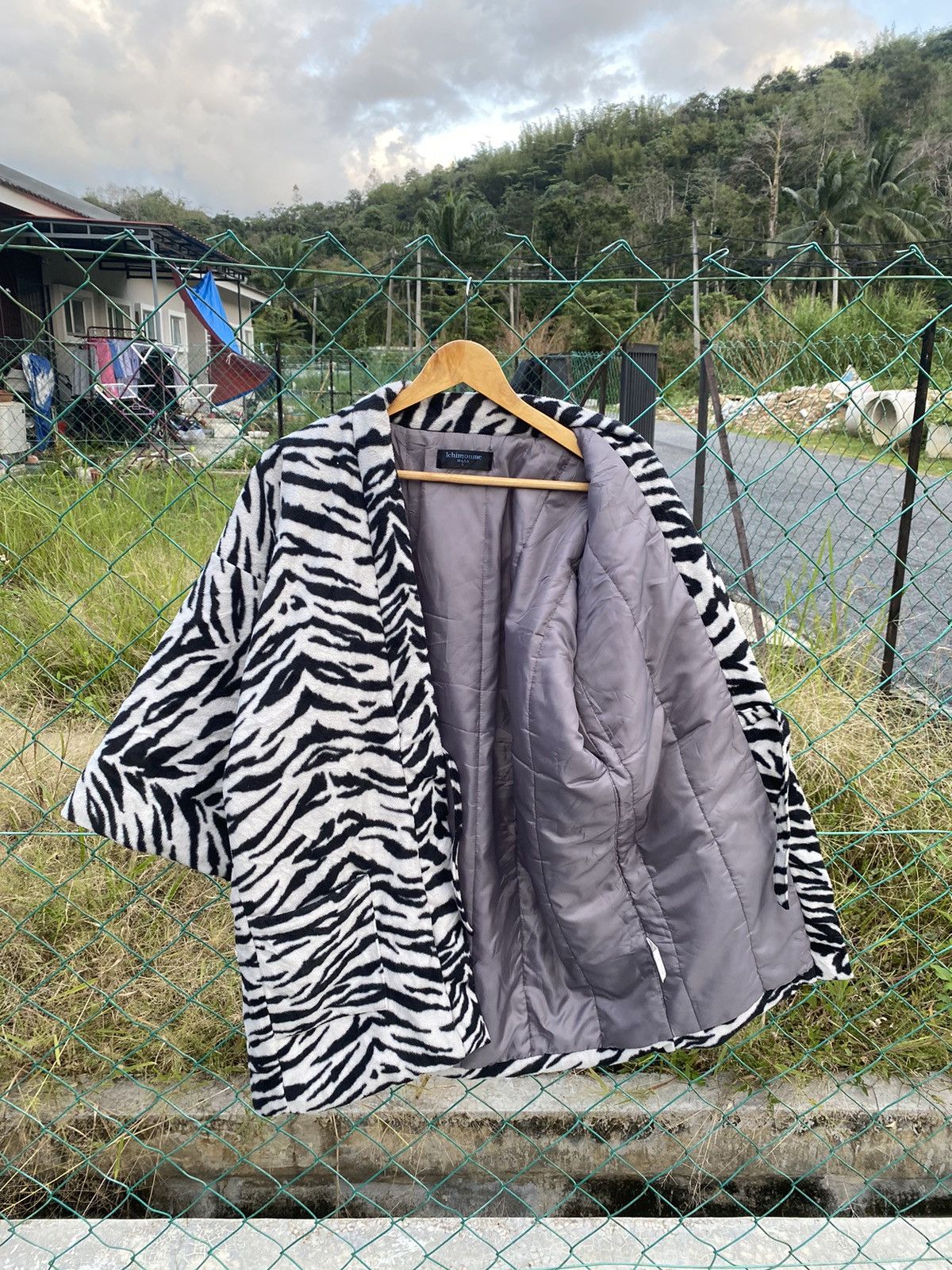 Japanese Brand Ichimonme Zebra Kimono Size US L / EU 52-54 / 3 - 5 Thumbnail