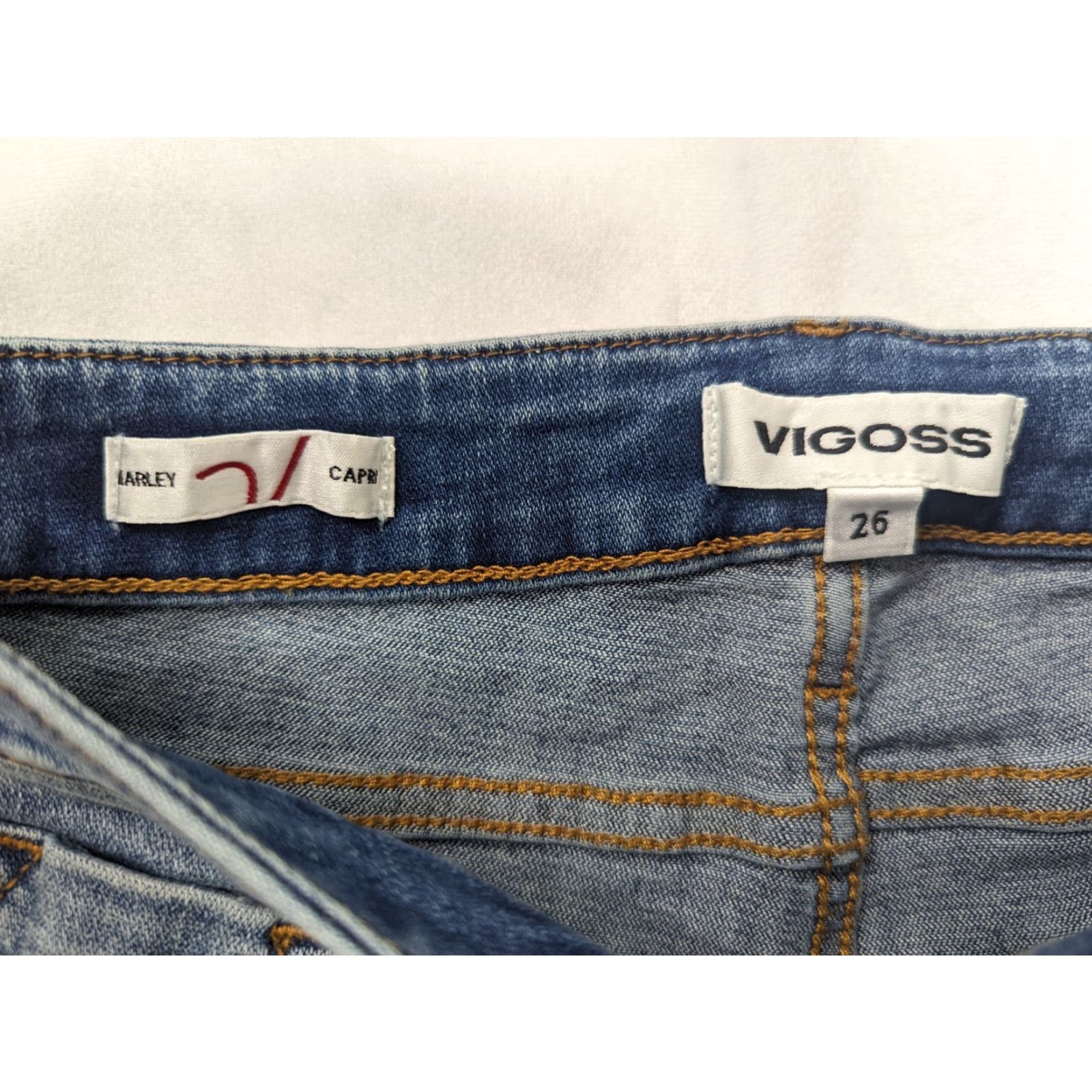 Vintage **Women's Vigoss Marley Crop Blue Jeans Size 26** User: **Women's Vigoss Marley Crop Blue Size 26 Jeans** Size ONE SIZE - 3 Thumbnail