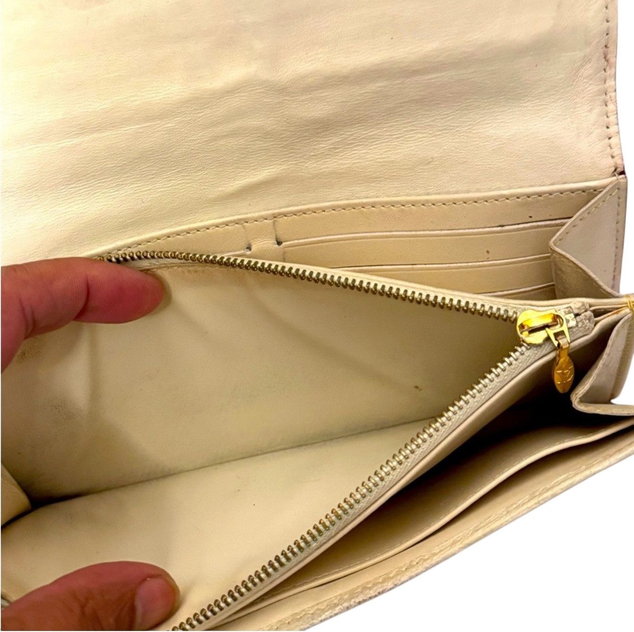 Louis Vuitton Louis Vuitton Favori Suhali Wallet Portefeuille Le Fabuleux Size ONE SIZE - 8 Thumbnail