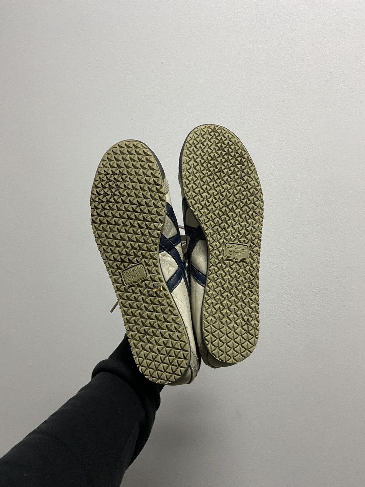 Asics × Vintage Asics Onitsuka Tiger Vintage Sneakers Low Top stripe Size US 7.5 / EU 40-41 - 8 Thumbnail