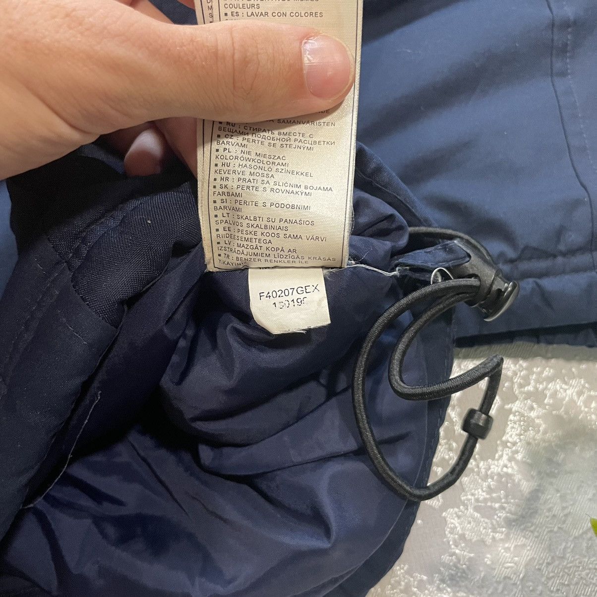 Nike Nike y2k Vintage Big Logo Light Micro Puffer Jacket Size US L / EU 52-54 / 3 - 17 Thumbnail