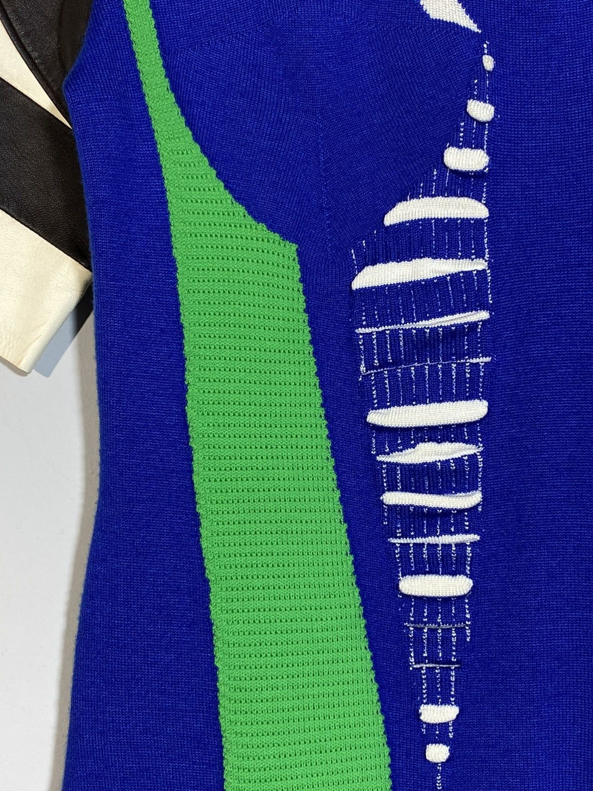 Louis Vuitton Louis Vuitton Runway Fall 2016 Mid Length Dress Blue Green Size S / US 4 / IT 40 - 10 Thumbnail