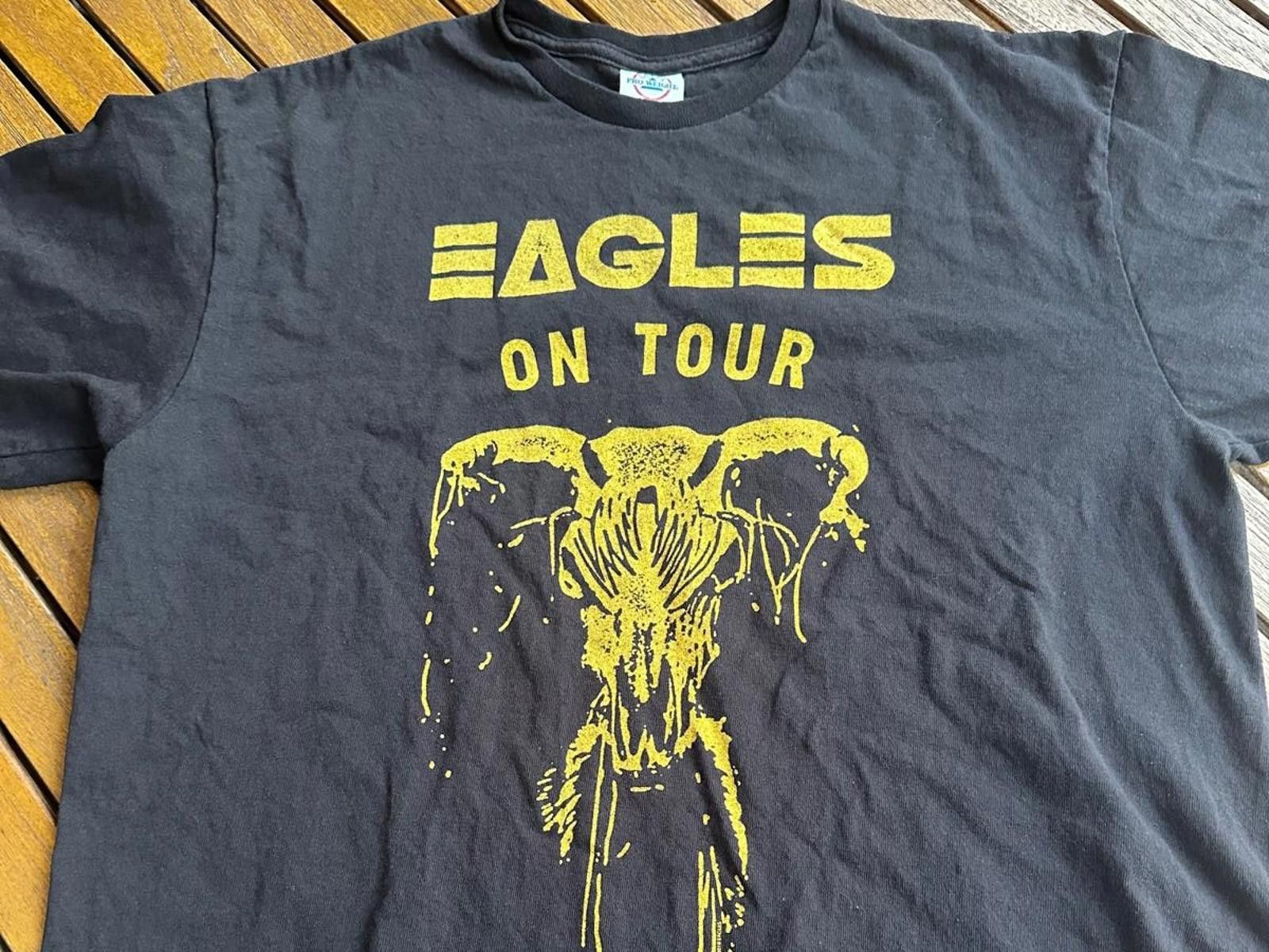 Delta Eagles Band T-Shirt Vintage Style Tour Skull Graphic Delta Size US L / EU 52-54 / 3 - 1 Thumbnail