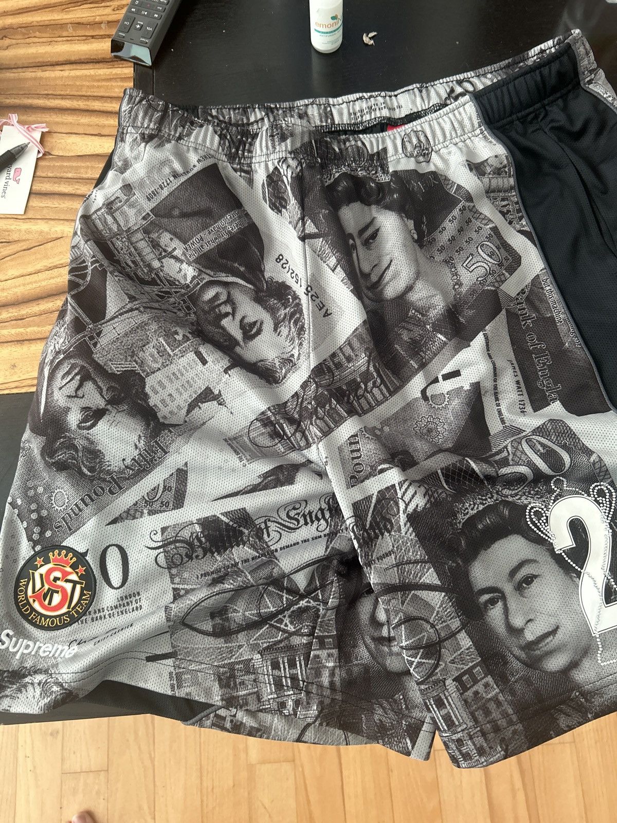 Supreme Pounds shorts Size US 34 / EU 50 - 1 Thumbnail