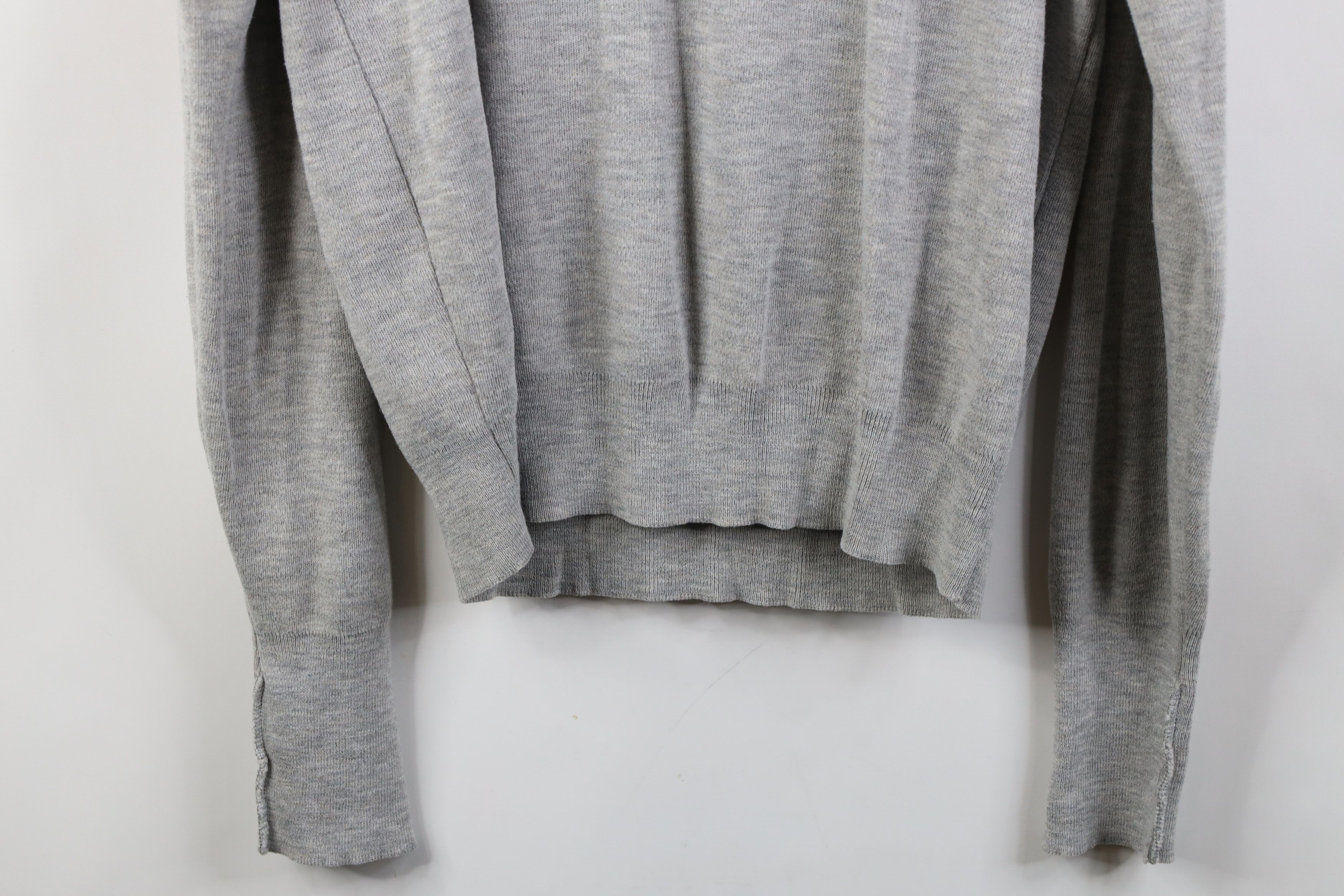 Vintage Vintage 70s Streetwear Knit V-Neck Sweater Heather Gray USA Size US L / EU 52-54 / 3 - 10 Thumbnail