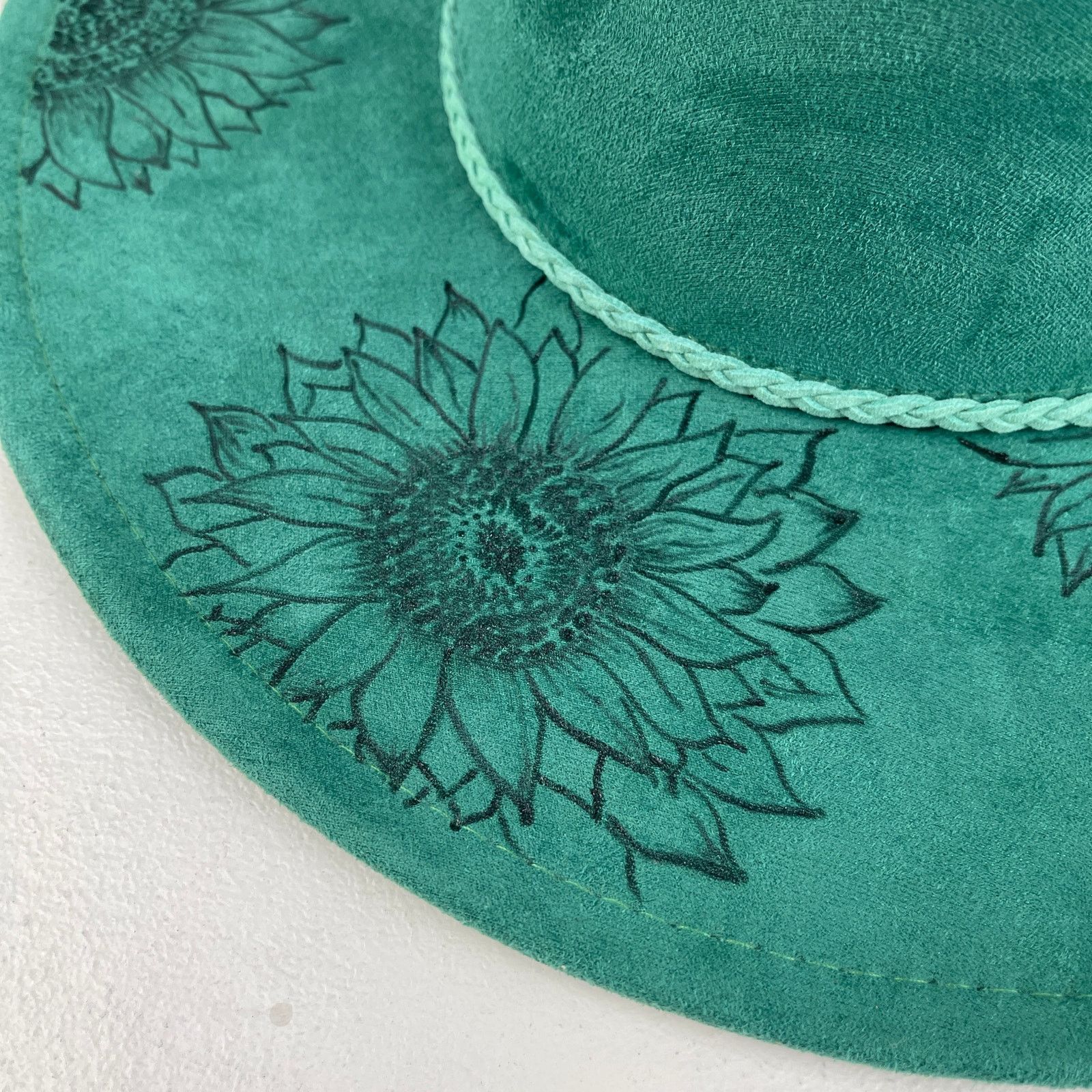 Handmade Green Faux Suede Wide Flat Brim Hat Sunflowers ADJUSTABLE SZ Size ONE SIZE - 5 Thumbnail