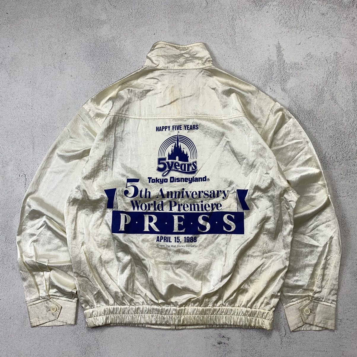 image of Vintage 5 Years Tokyo Disneyland 1988 World Premiere Jacket in Silver, Men's (Size Medium)