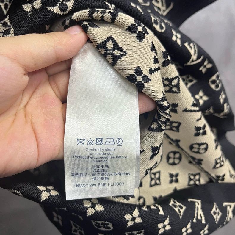 Louis Vuitton Louis Vuitton Black Capsule Series Knitted Jacquard Crew N Size XS / US 0-2 / IT 36-38 - 4 Thumbnail