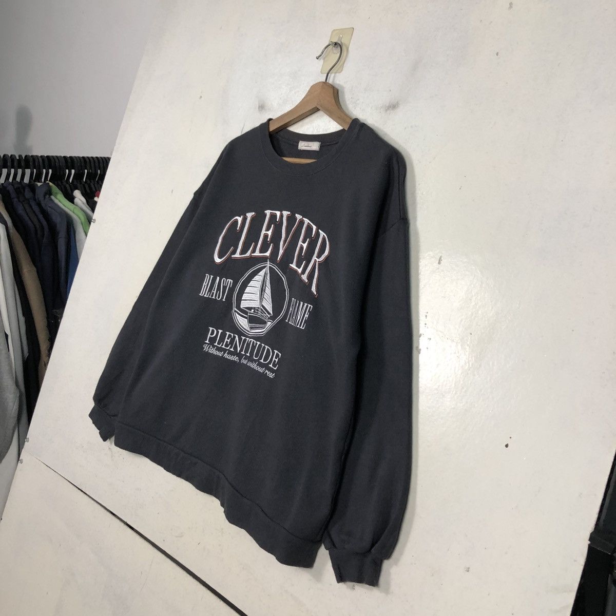 📌Vintage Sweatshirt Linoluce Big Logo