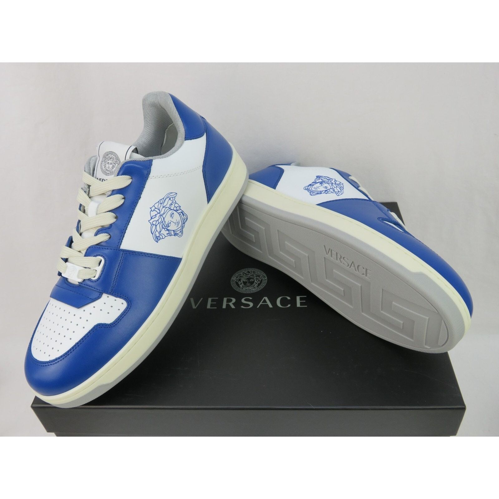 Versace VERSACE BLUE WHITE LEATHER MEDUSA HEAD LOW SNEAKERS 9 42 IT Size US 9 / EU 42 - 11 Thumbnail